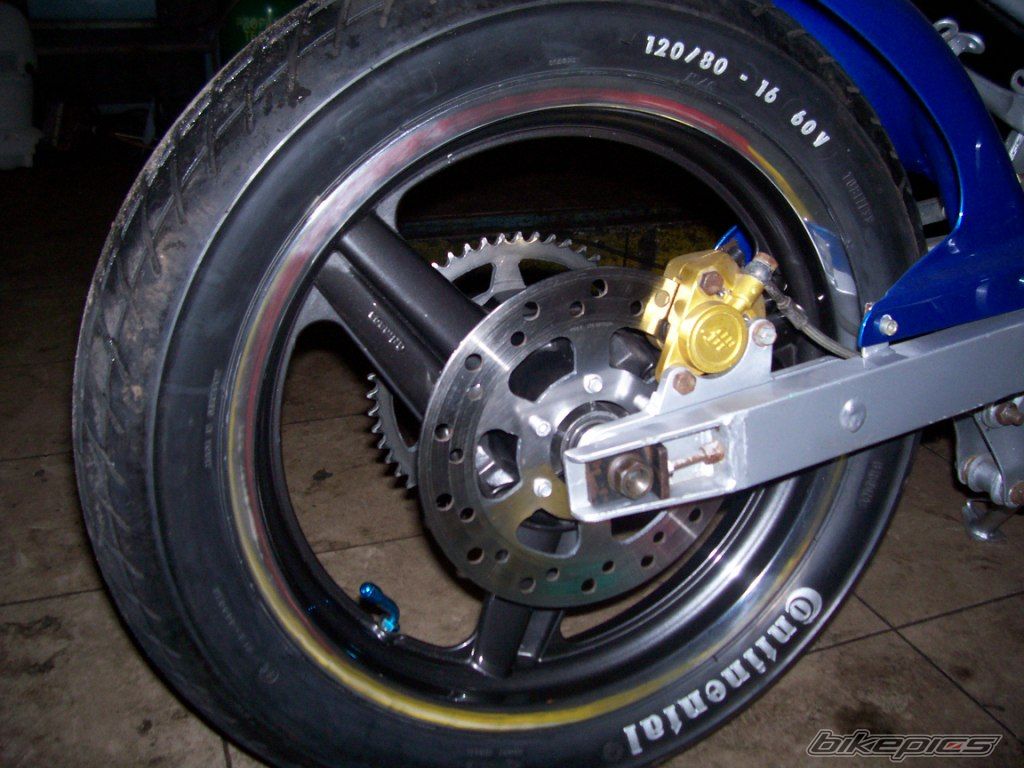 Photo 2059569