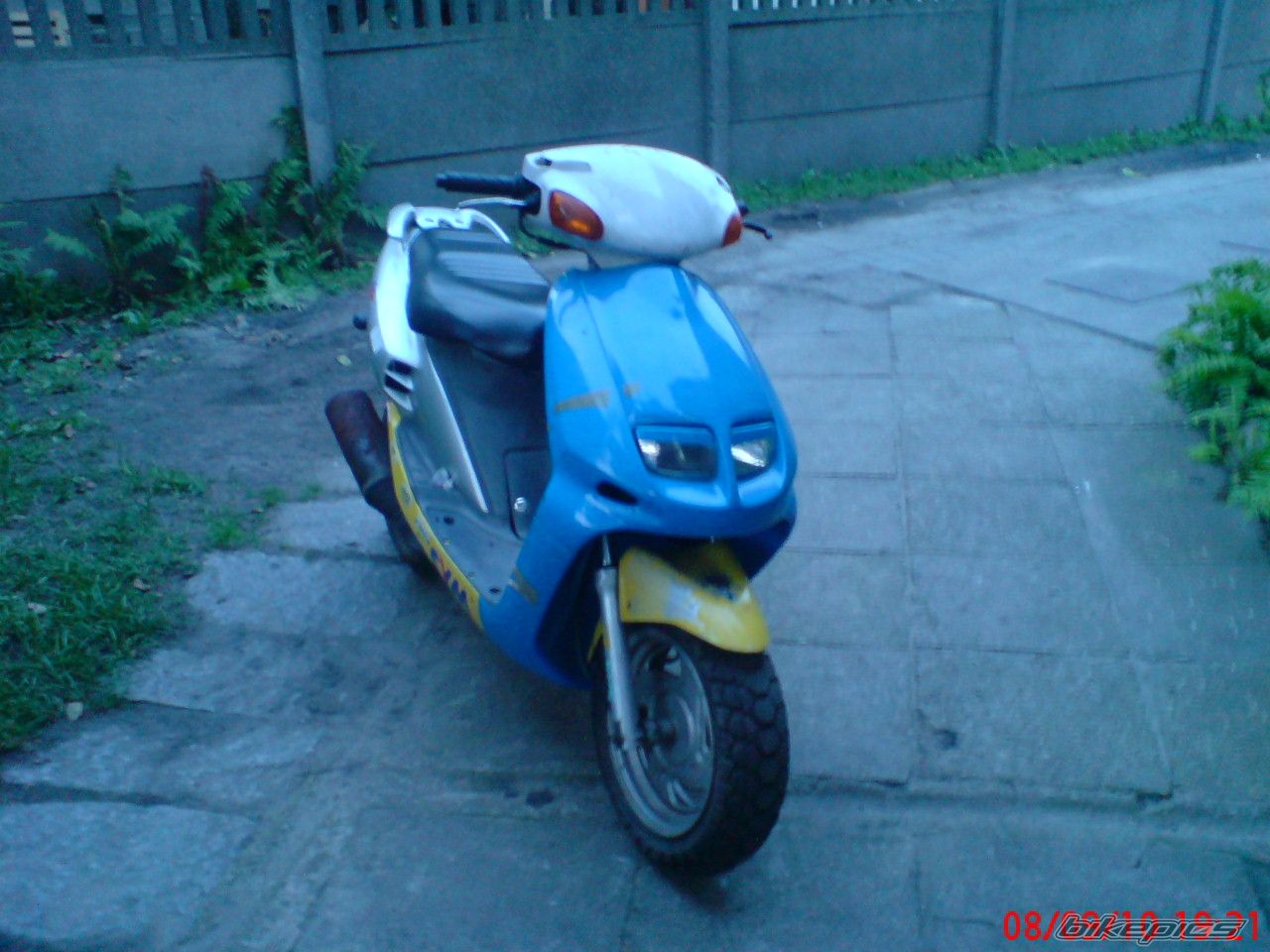 Photo 2059649