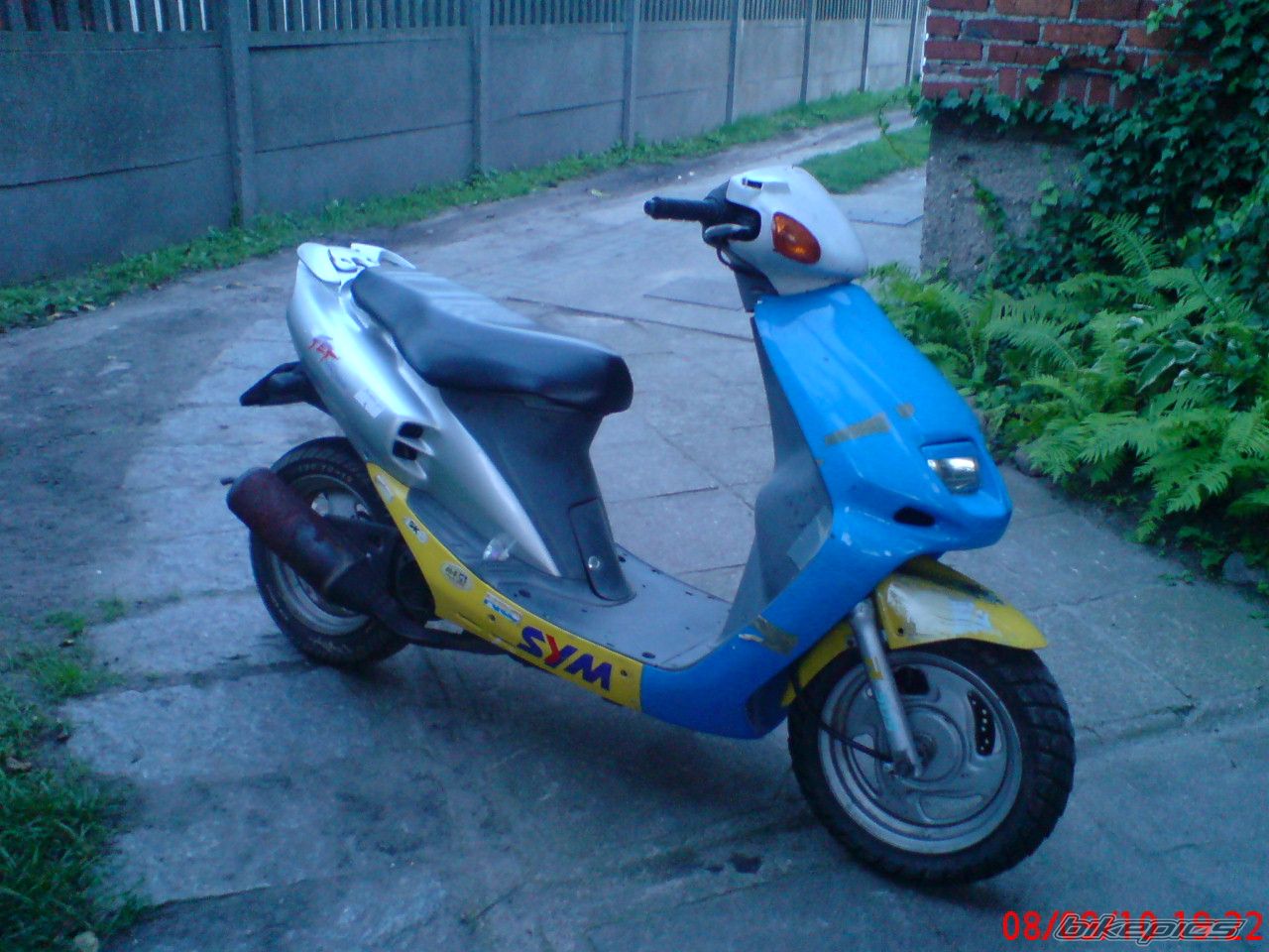 Photo 2059650