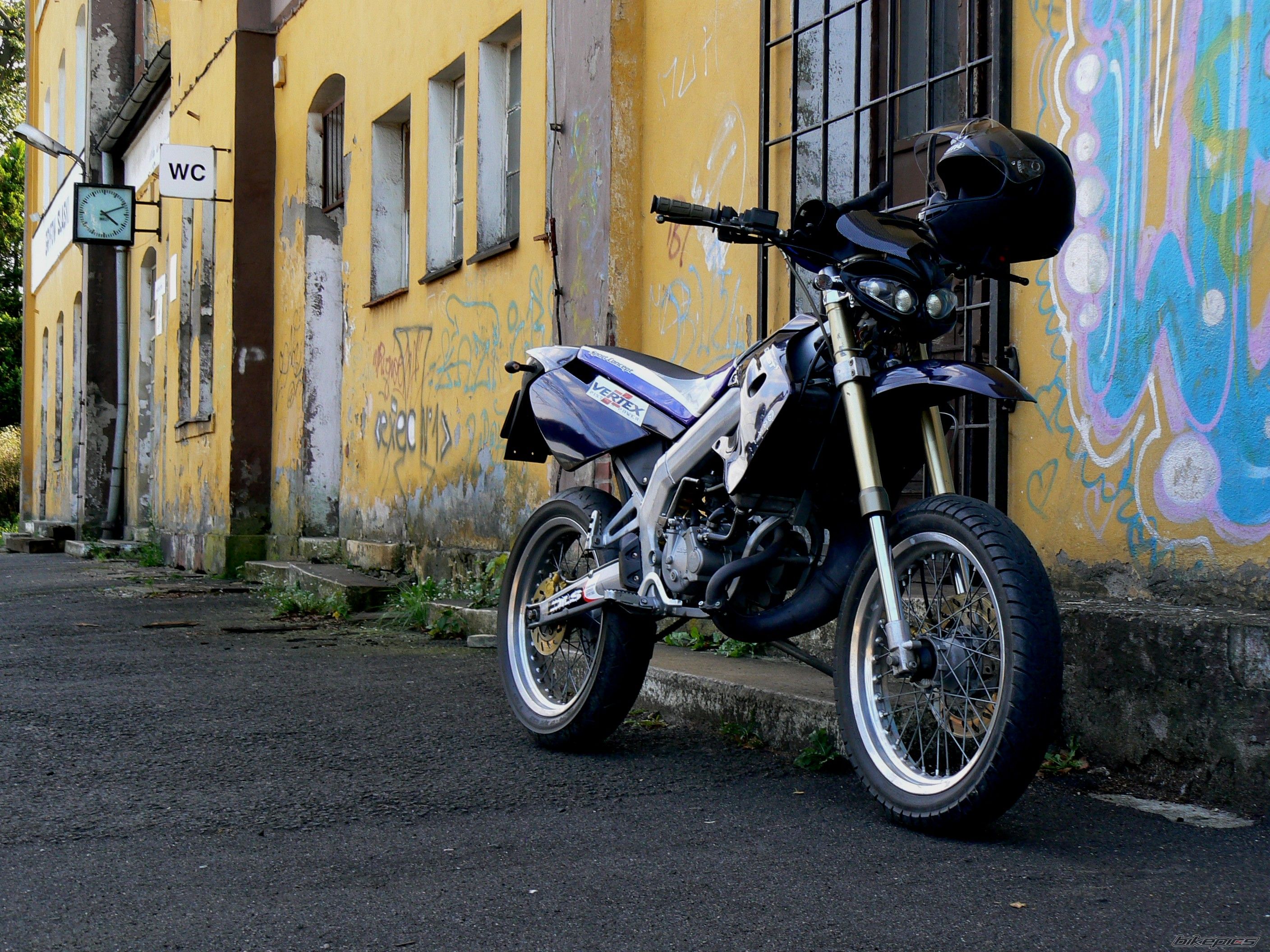 Bike Photo 2059702