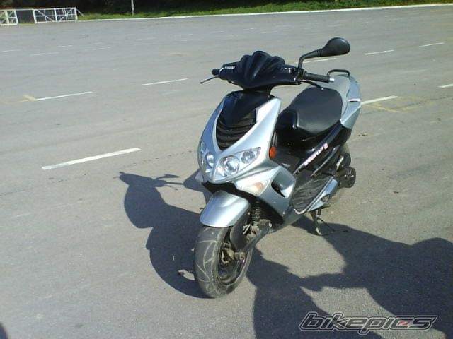 Photo 2059845
