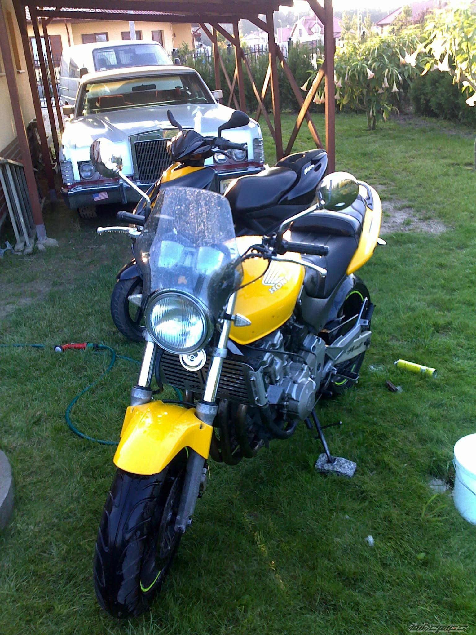 Photo 2060041