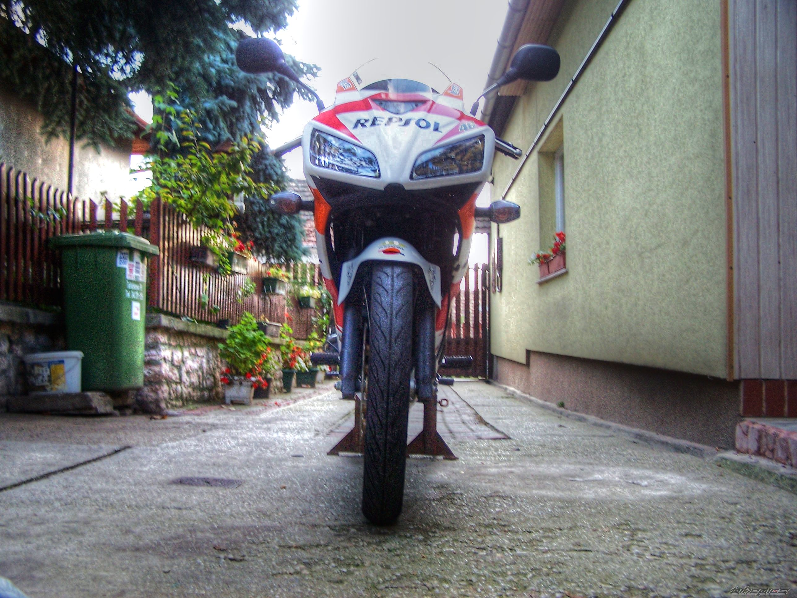 Photo 2060973