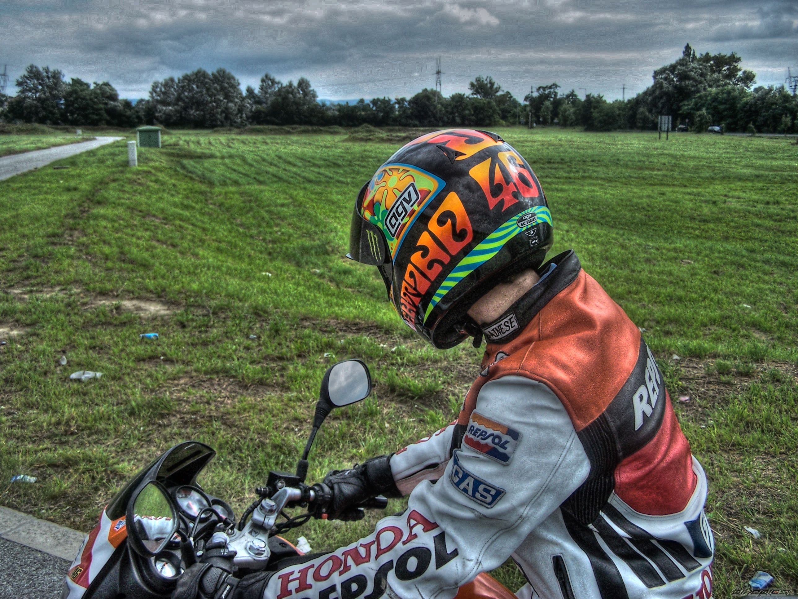Photo 2060980