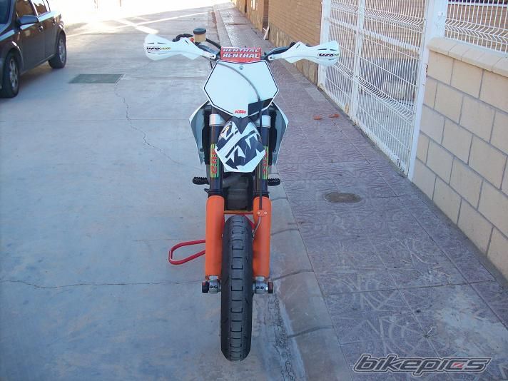 Photo 2061820