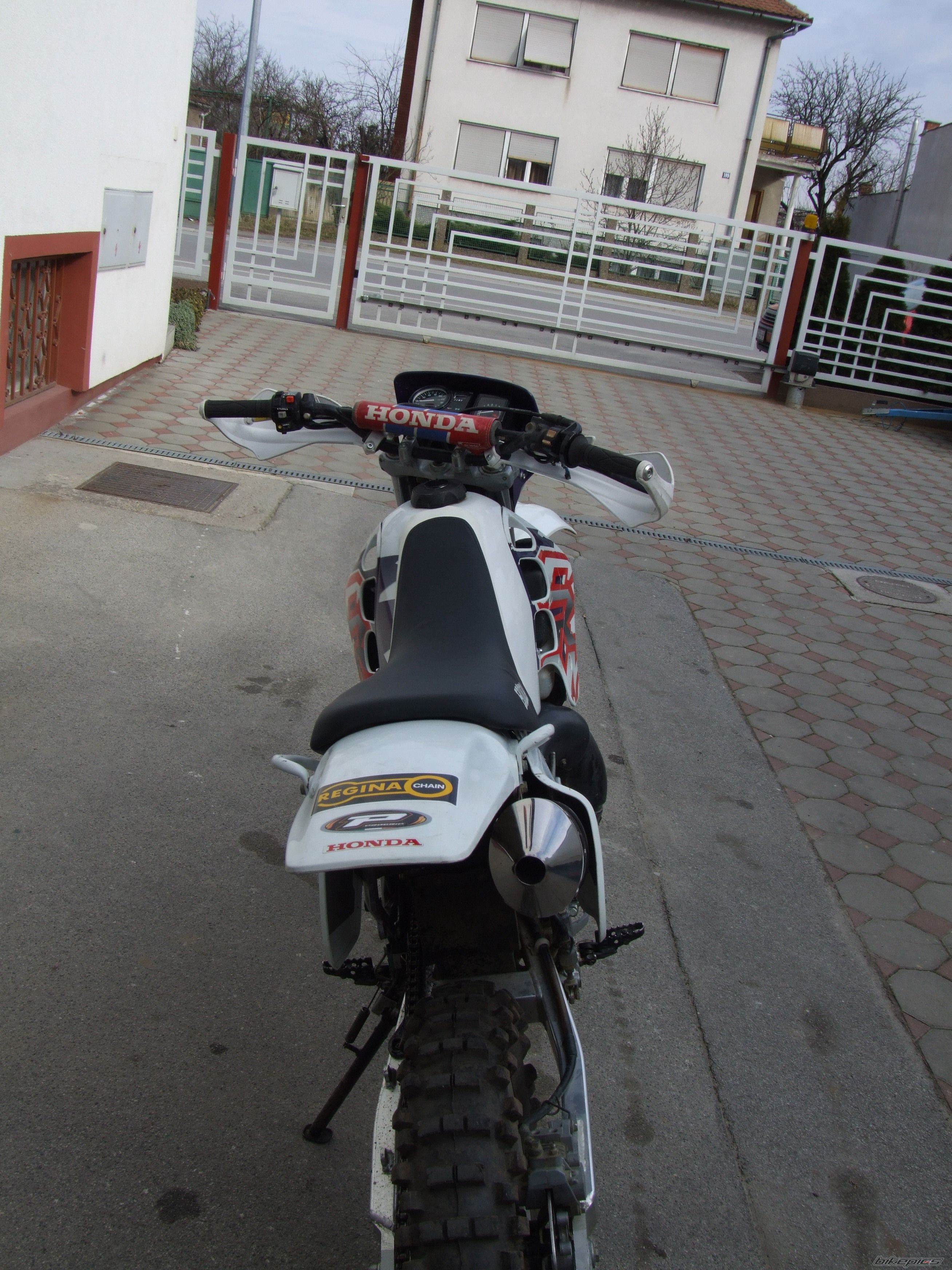 Photo 2062055