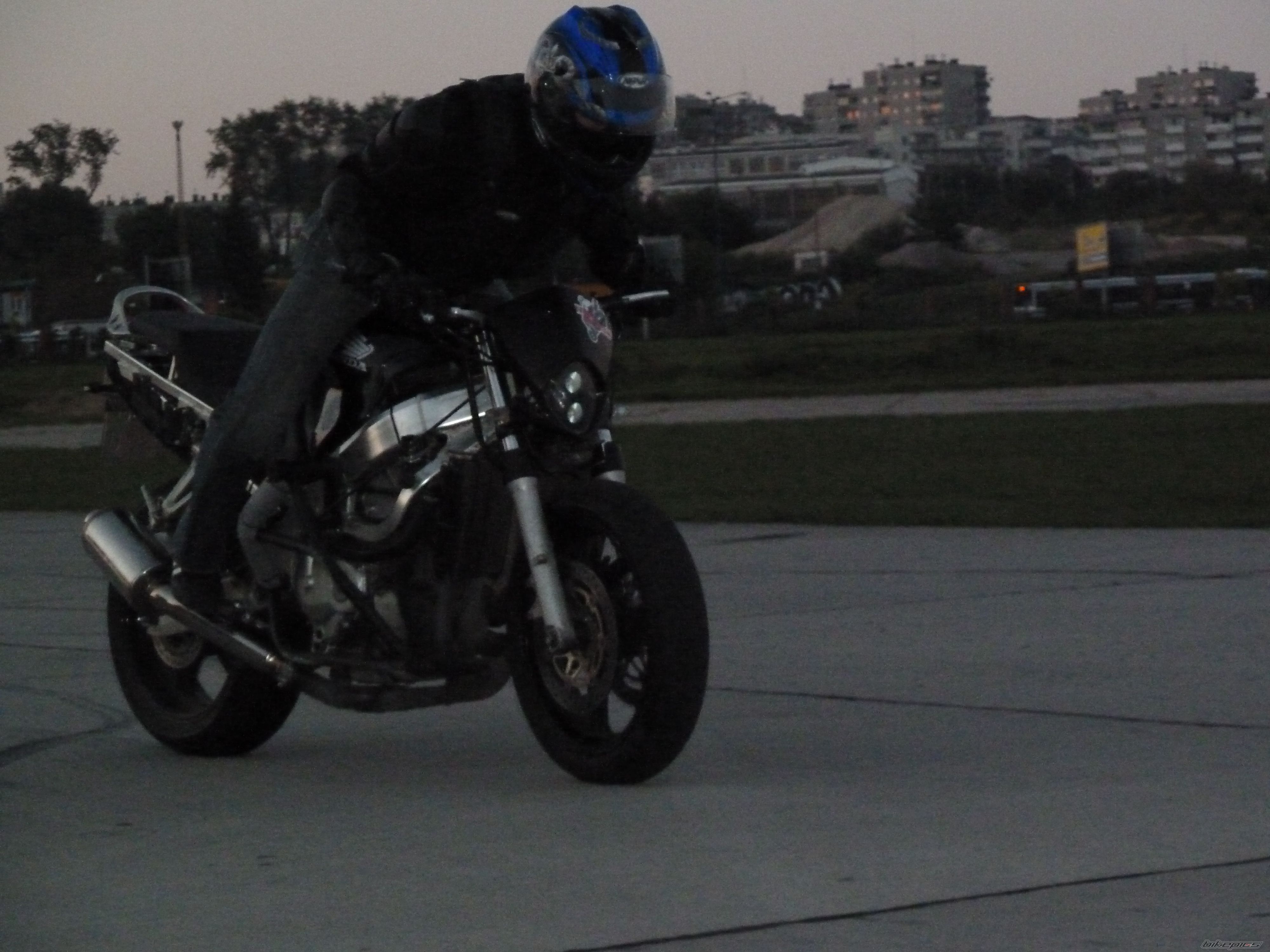Photo 2062451