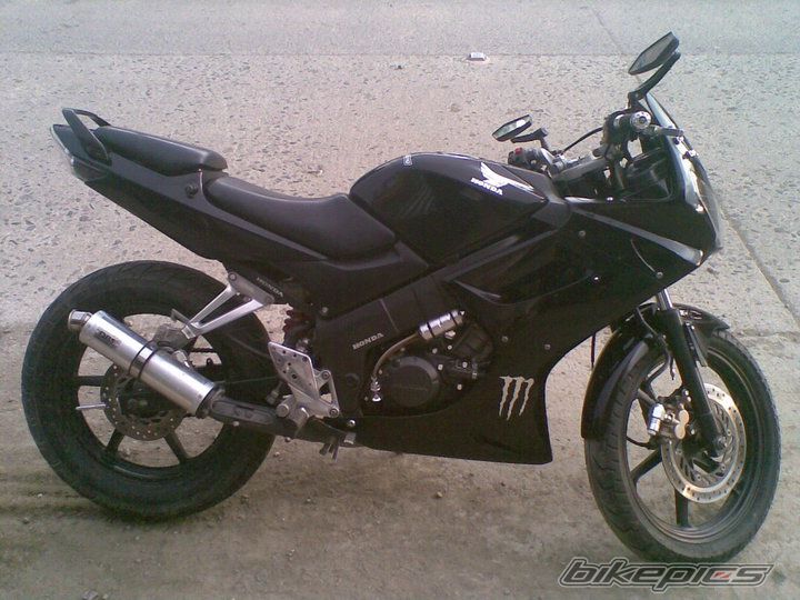 Photo 2062774