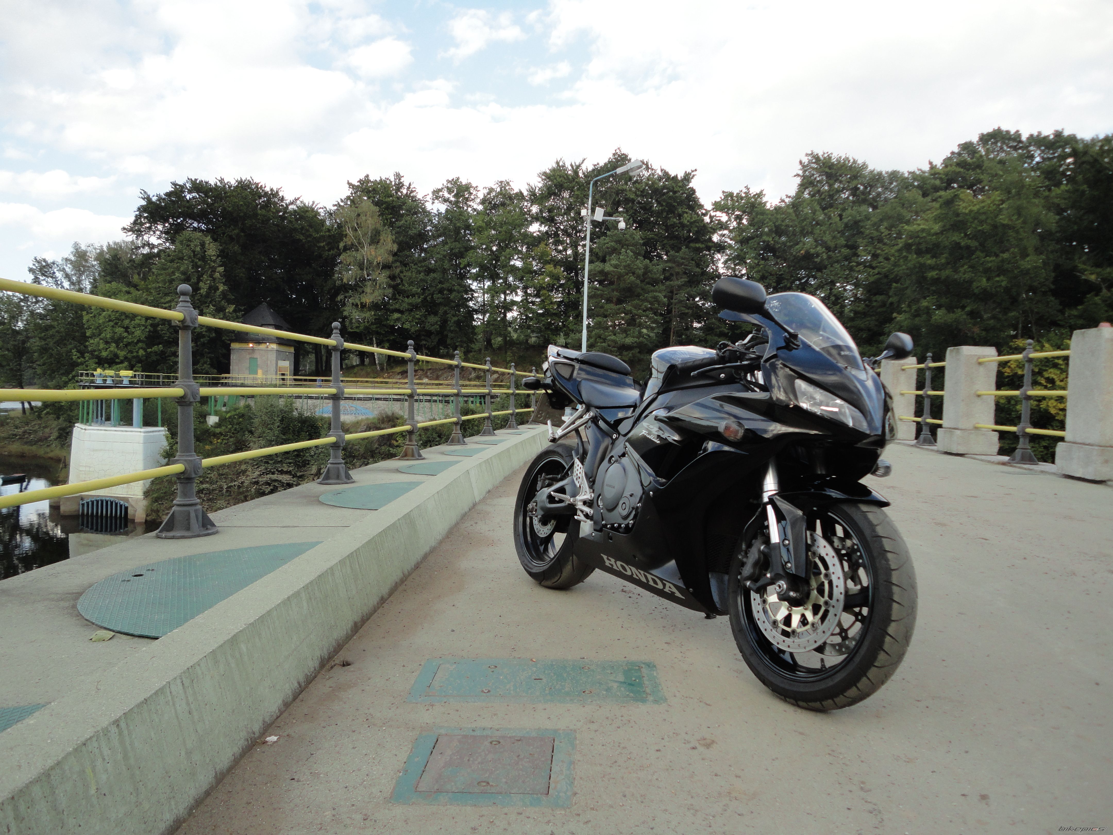 Bike Photo 2062800