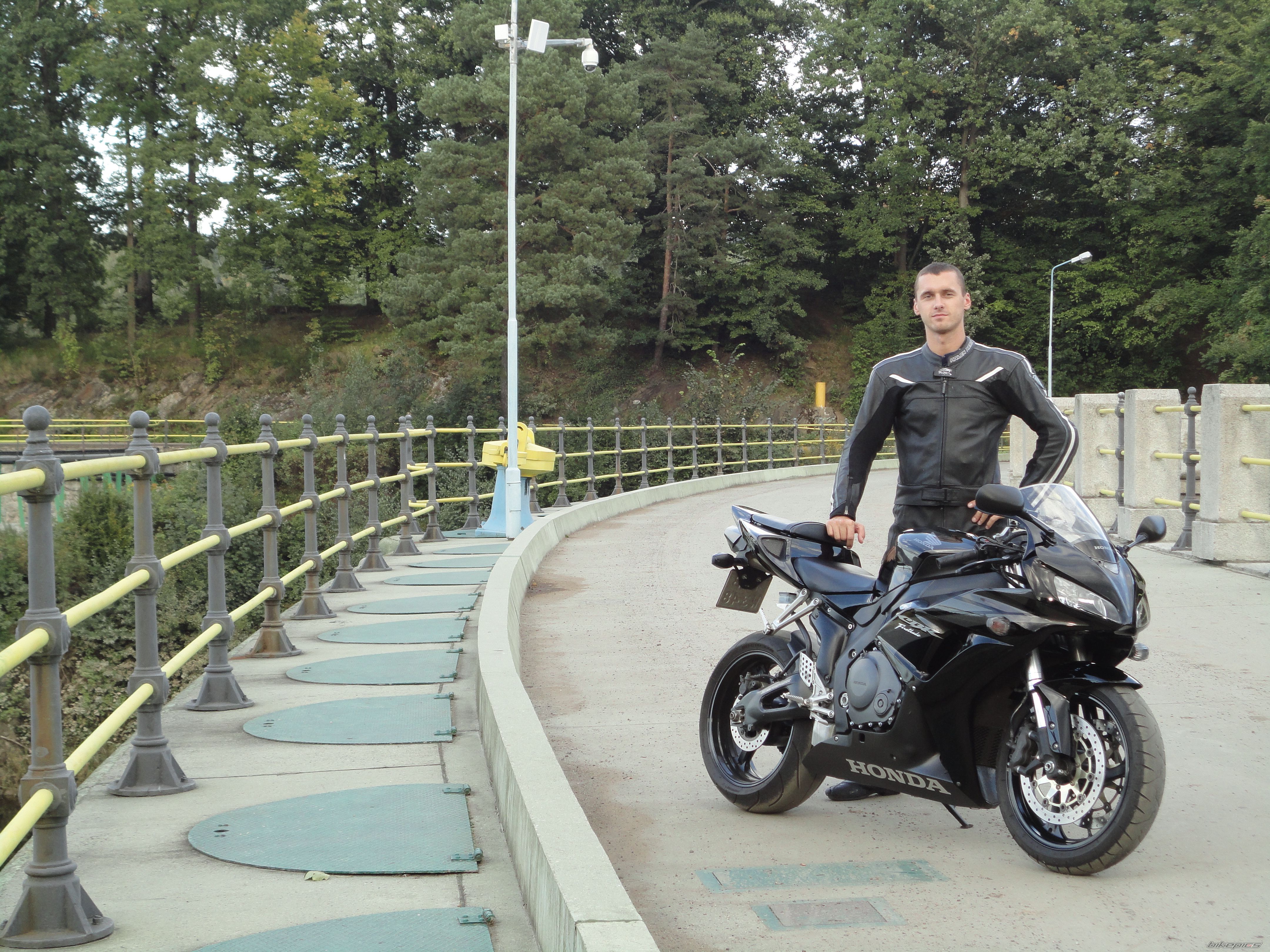 Bike Photo 2062801