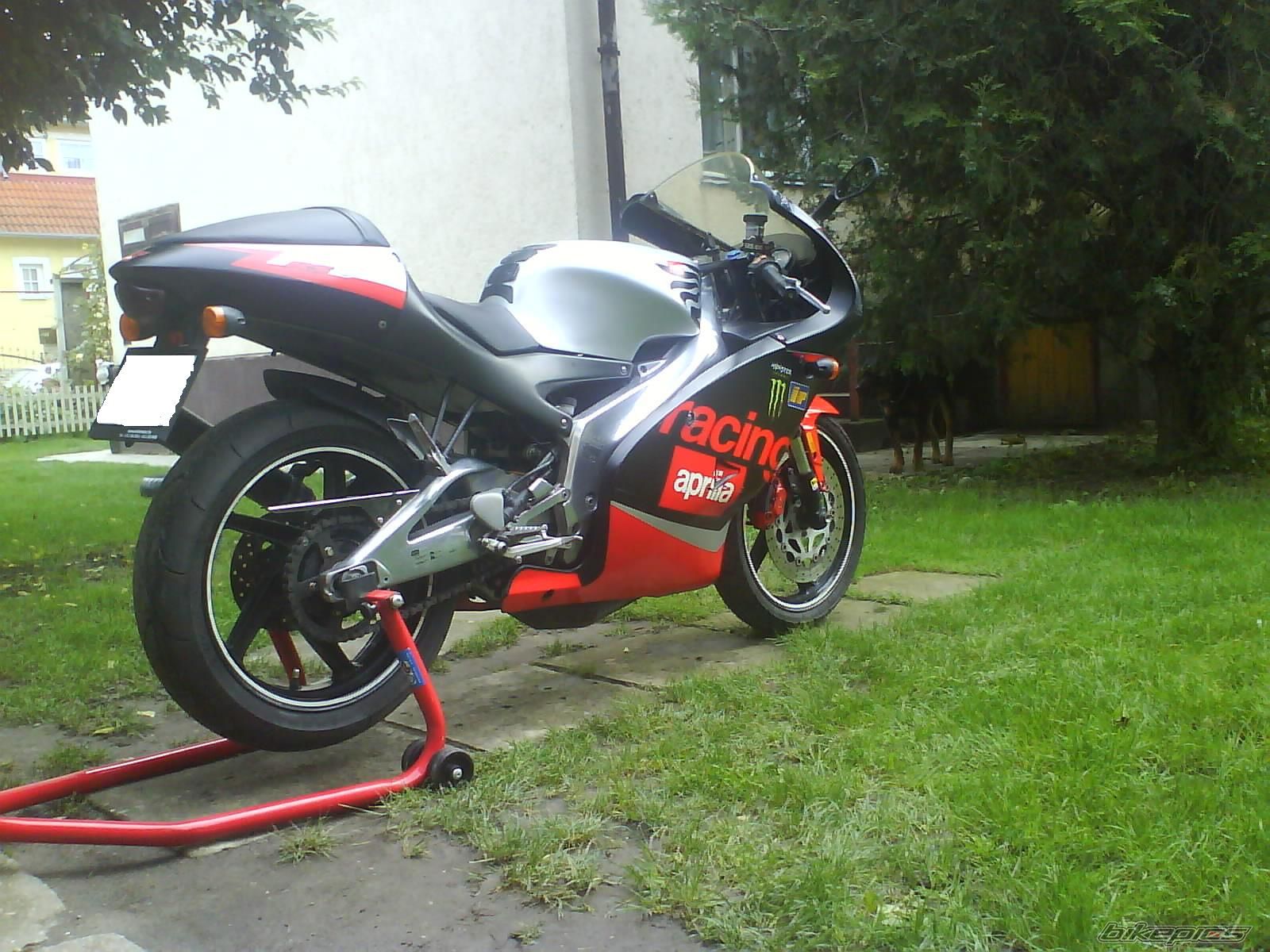 Photo 2062982