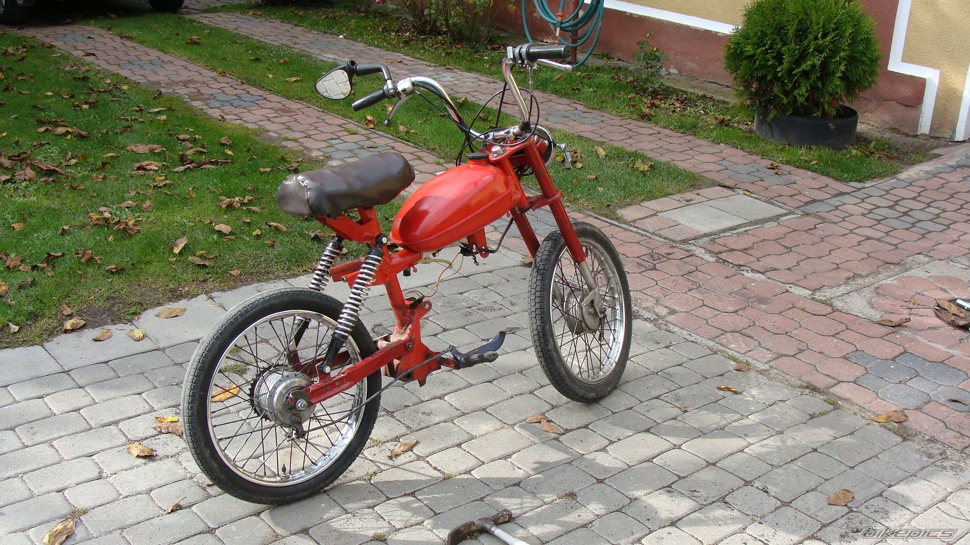 Bike Photo 2063157