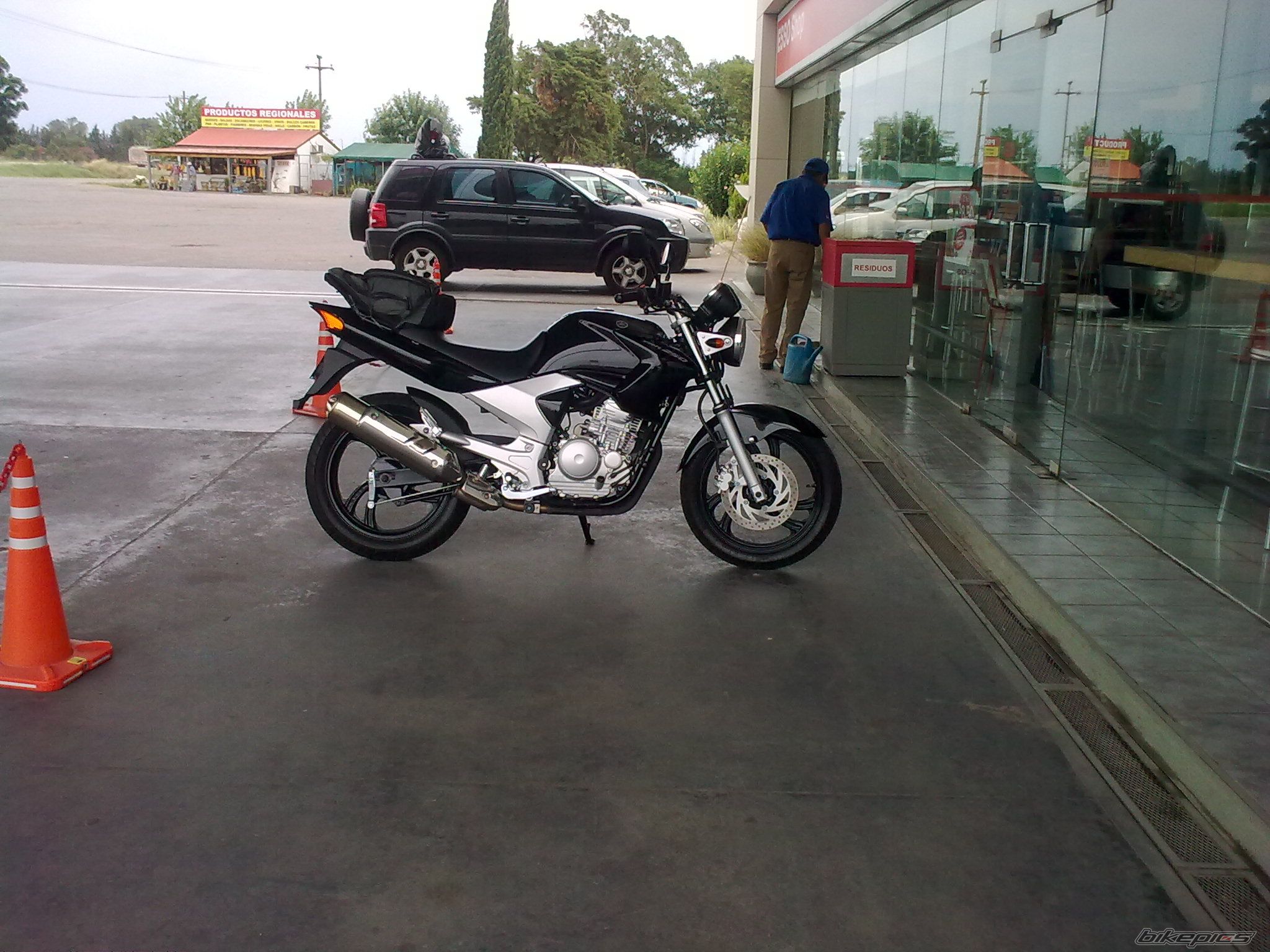 Photo 2063235