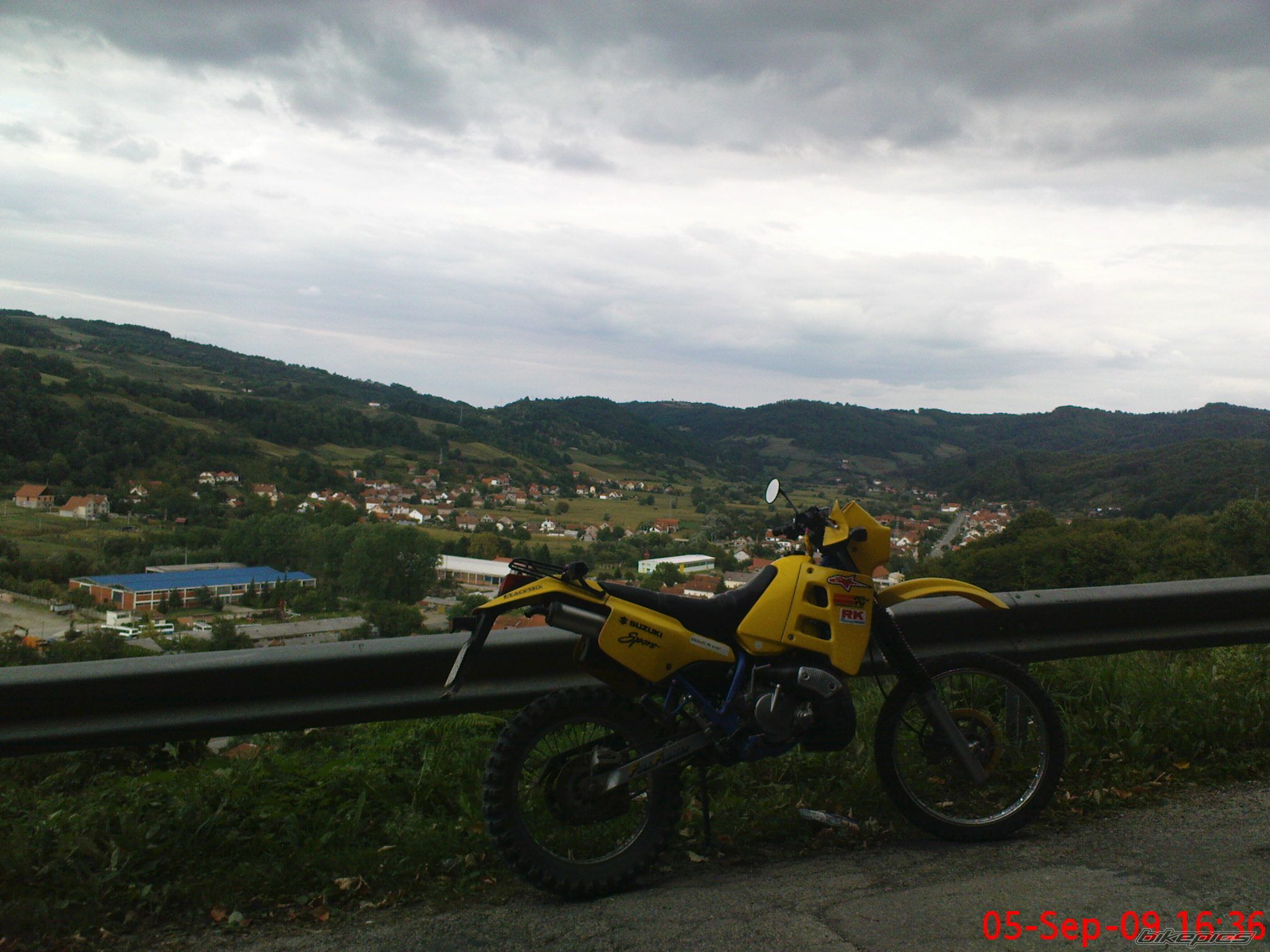 Photo 2063764