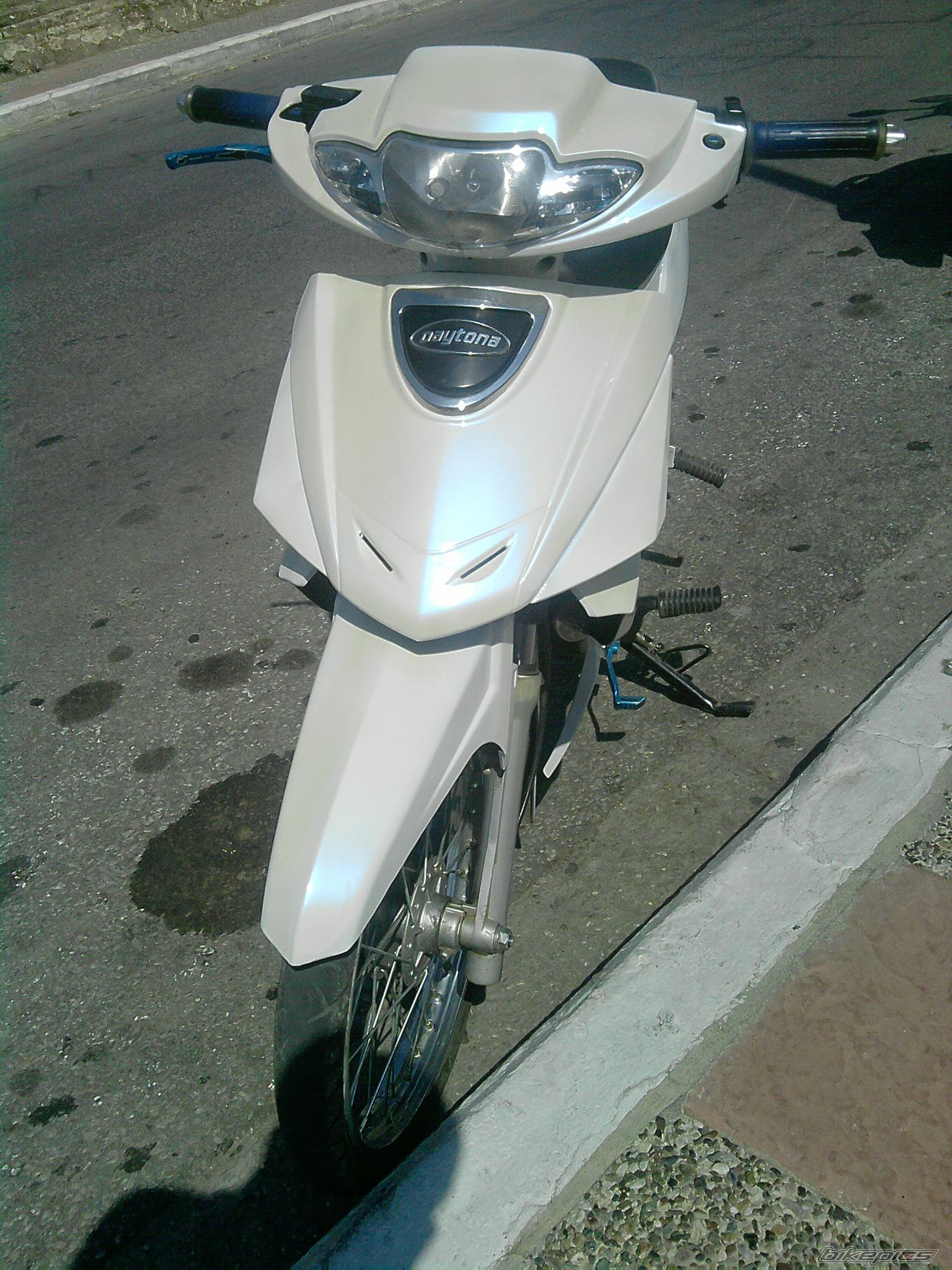 Photo 2064391