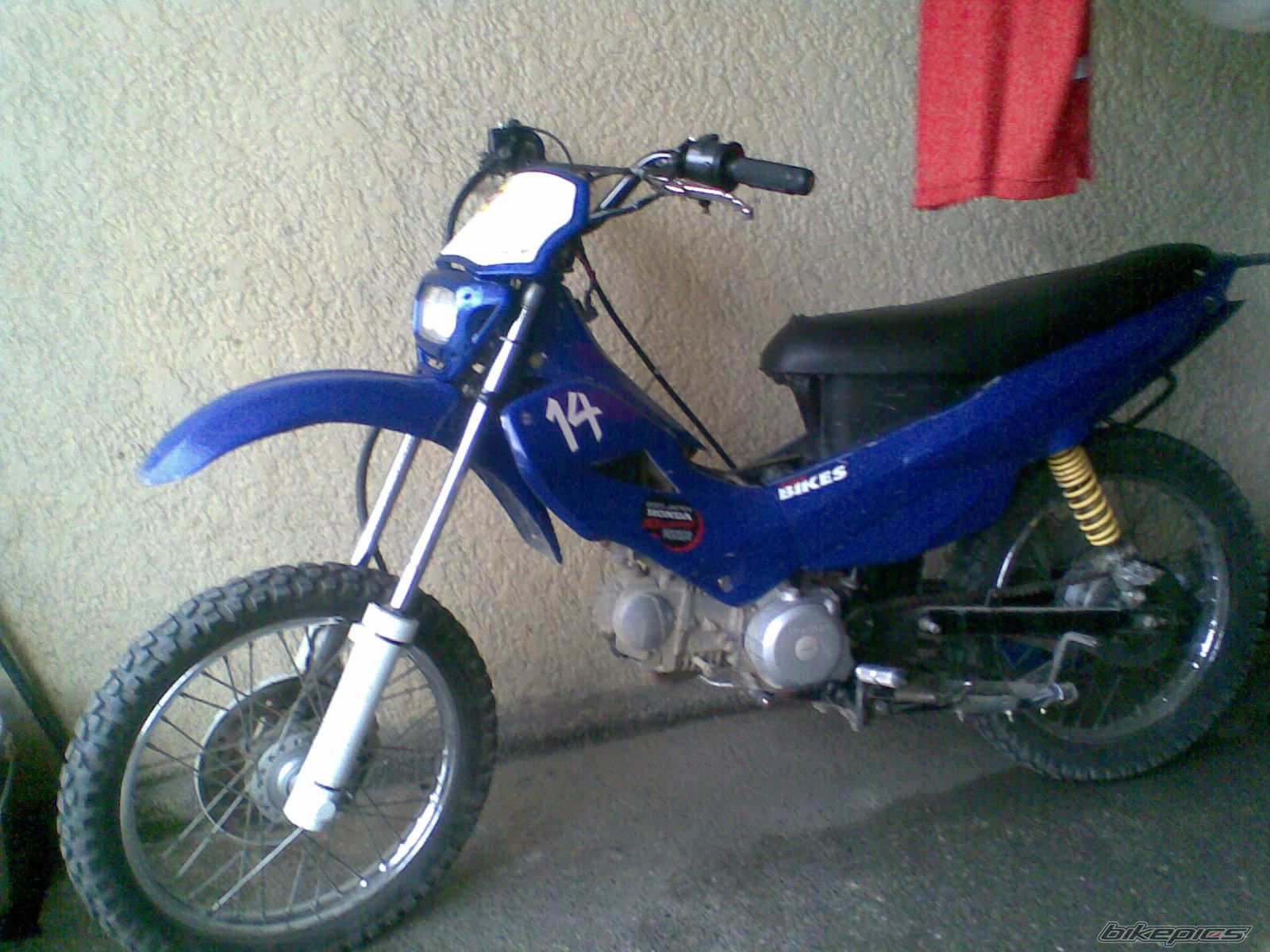 Photo 2064446