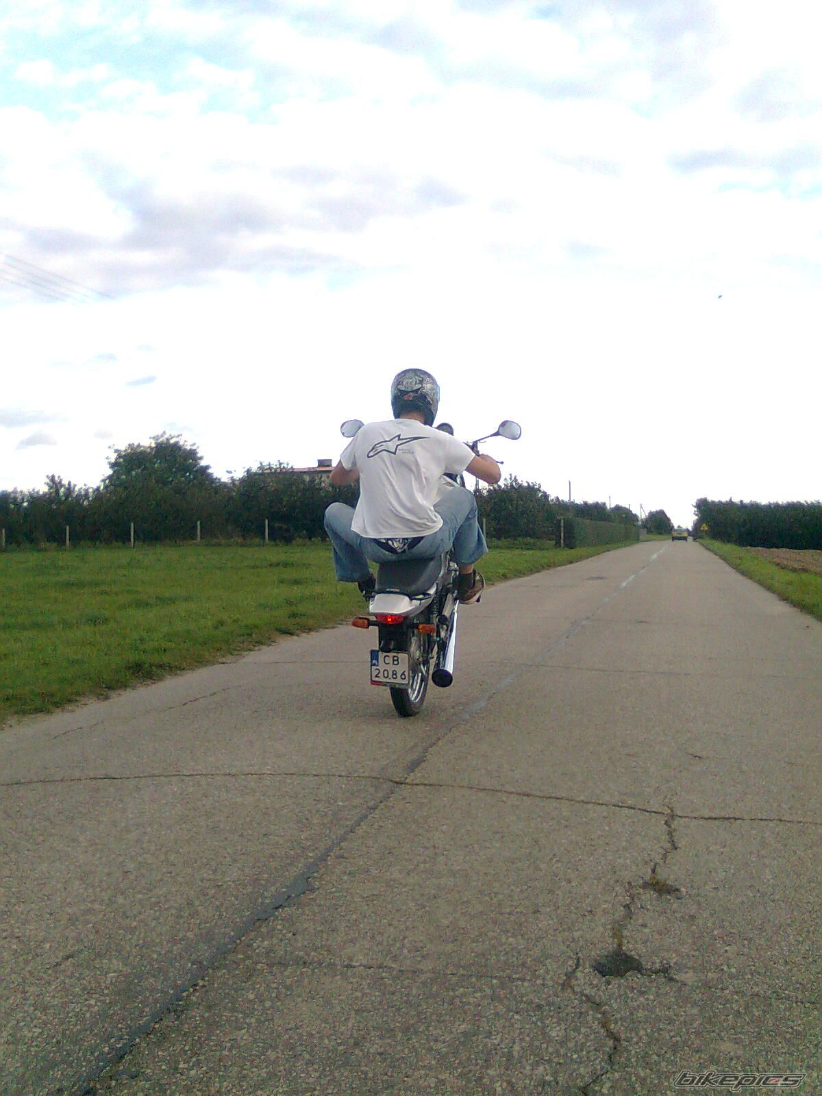 Bike Photo 2064677