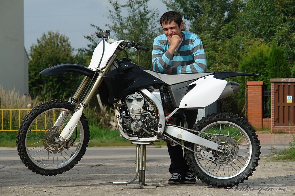 Photo 2064779