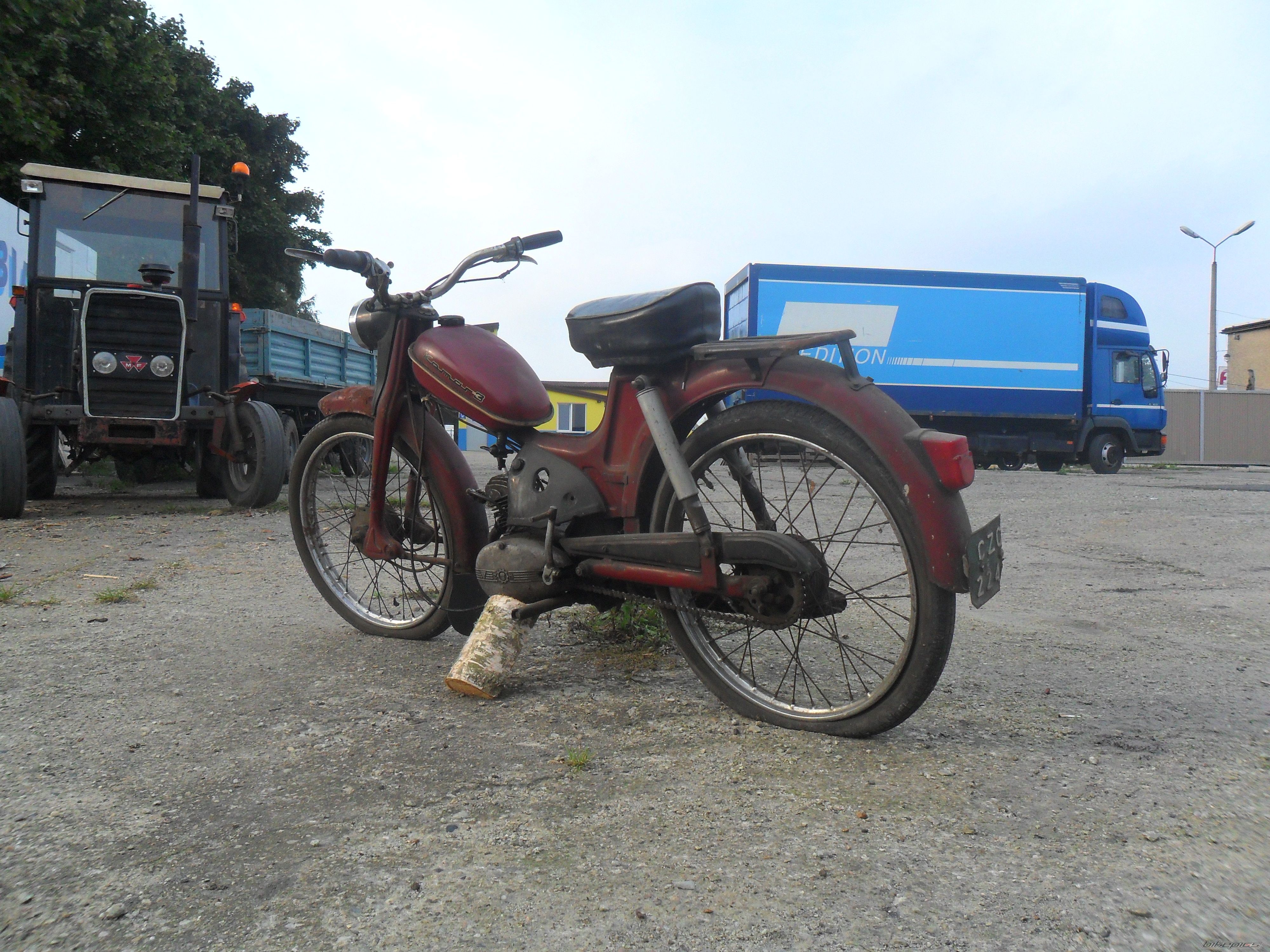 Photo 2064930