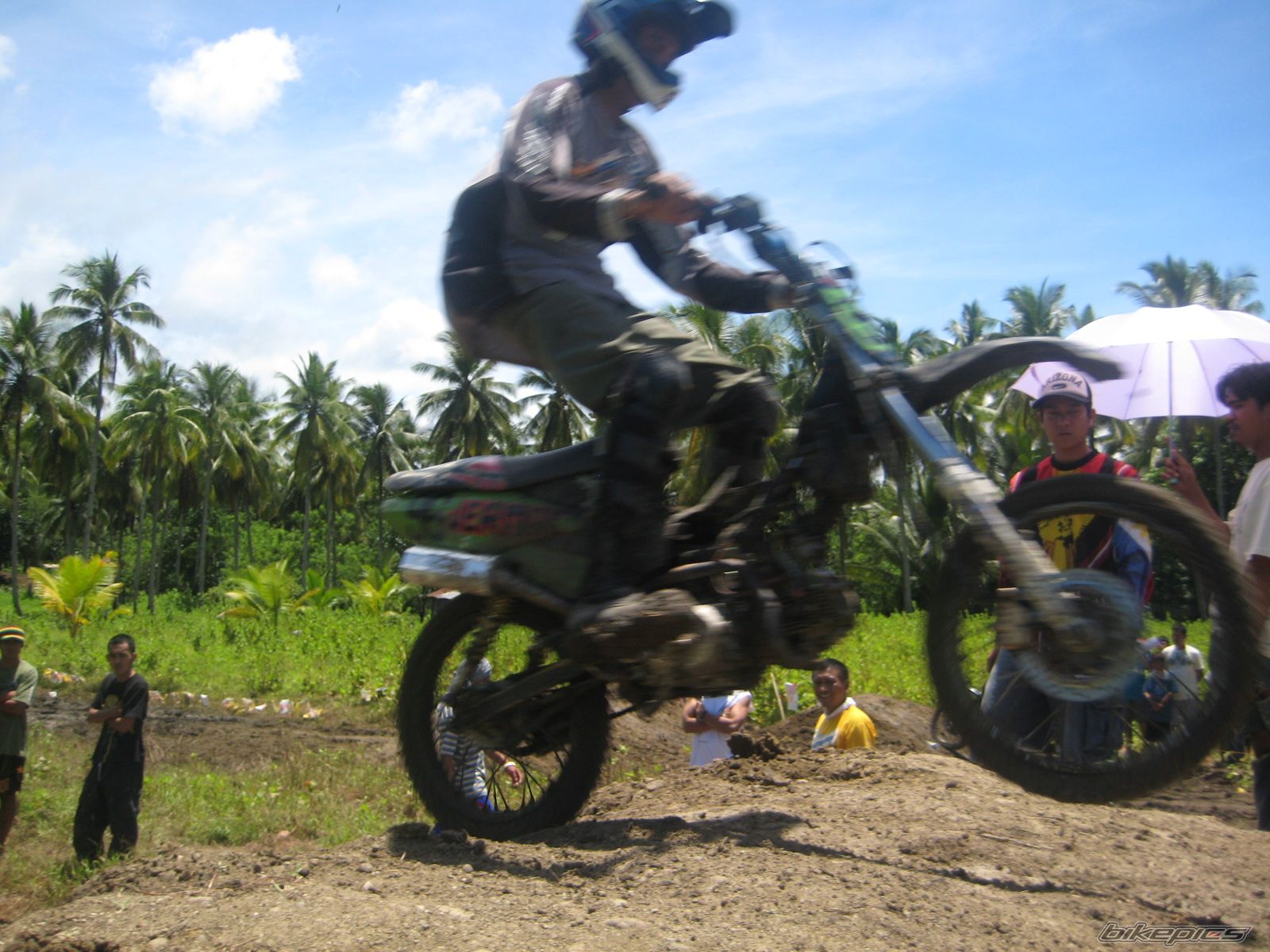 Bike Photo 2064977