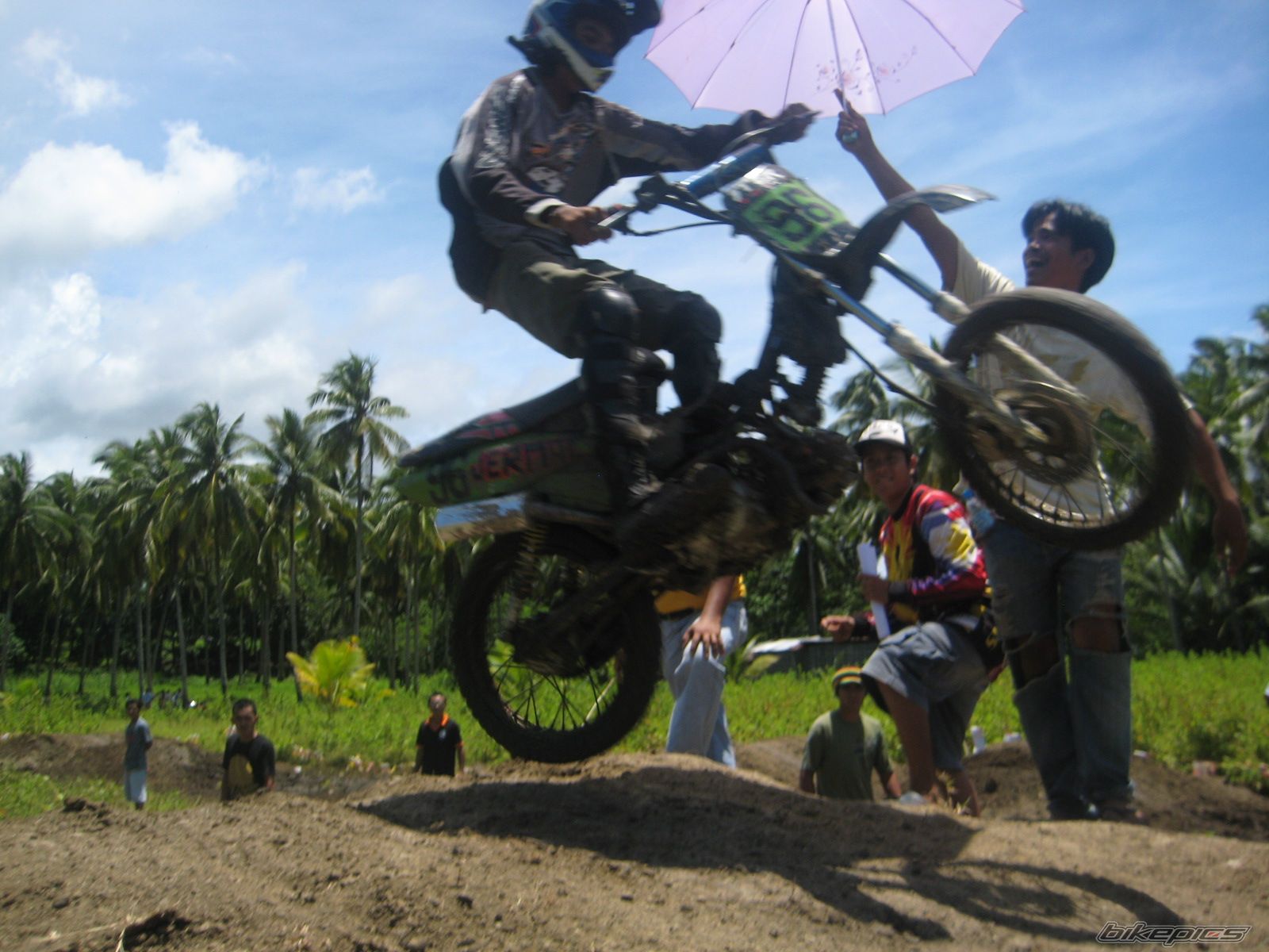 Bike Photo 2064983