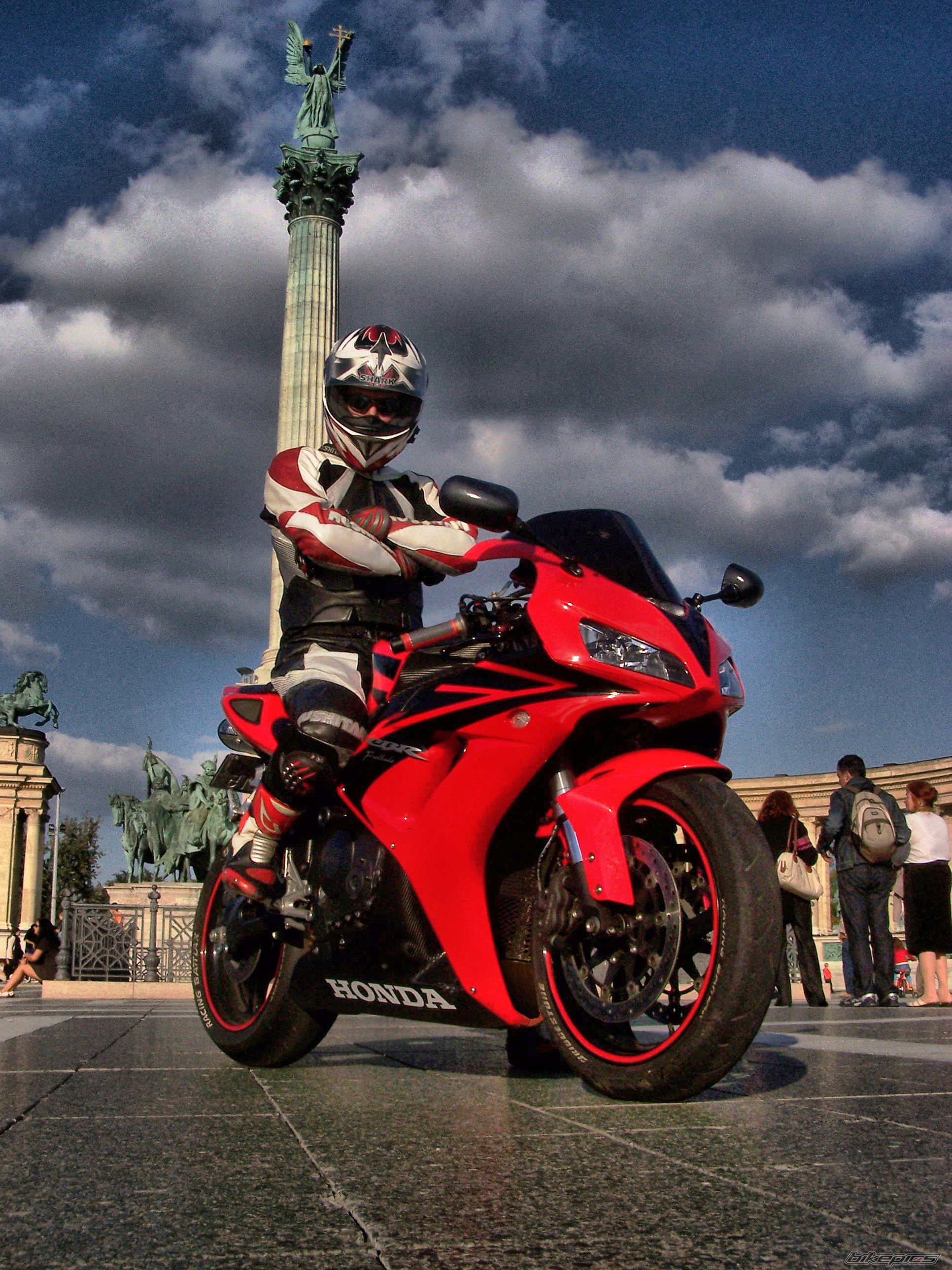 Bike Photo 2065497