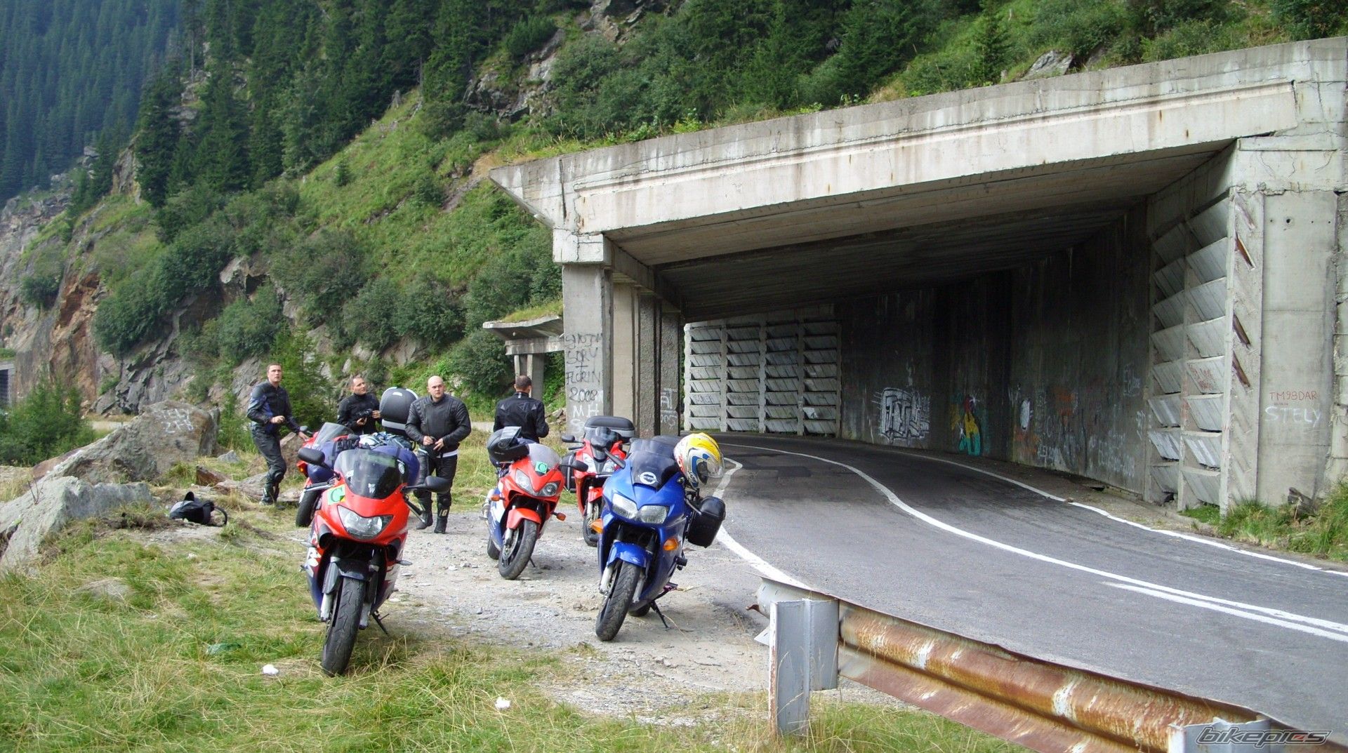Bike Photo 2065536