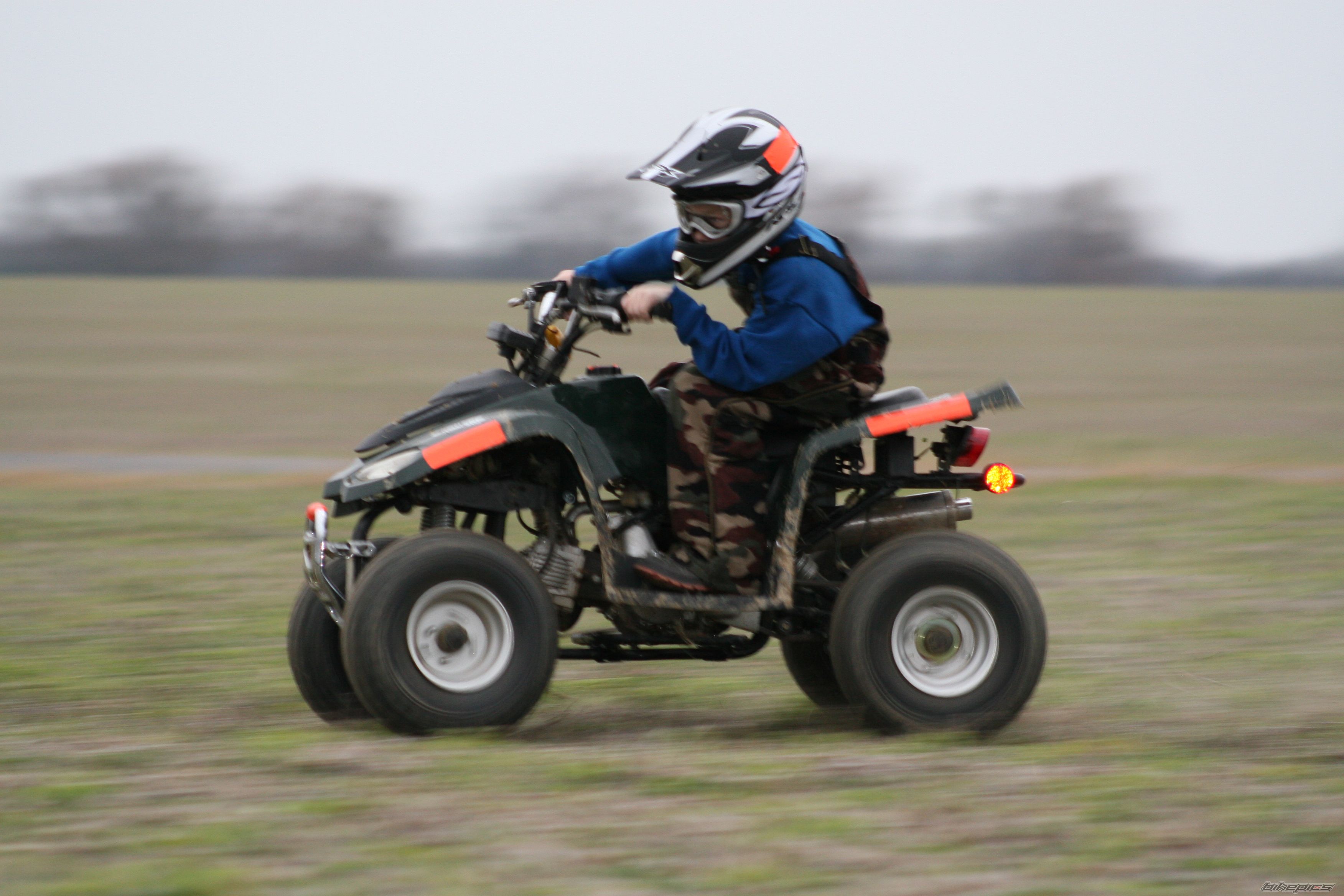 Photo 2065565