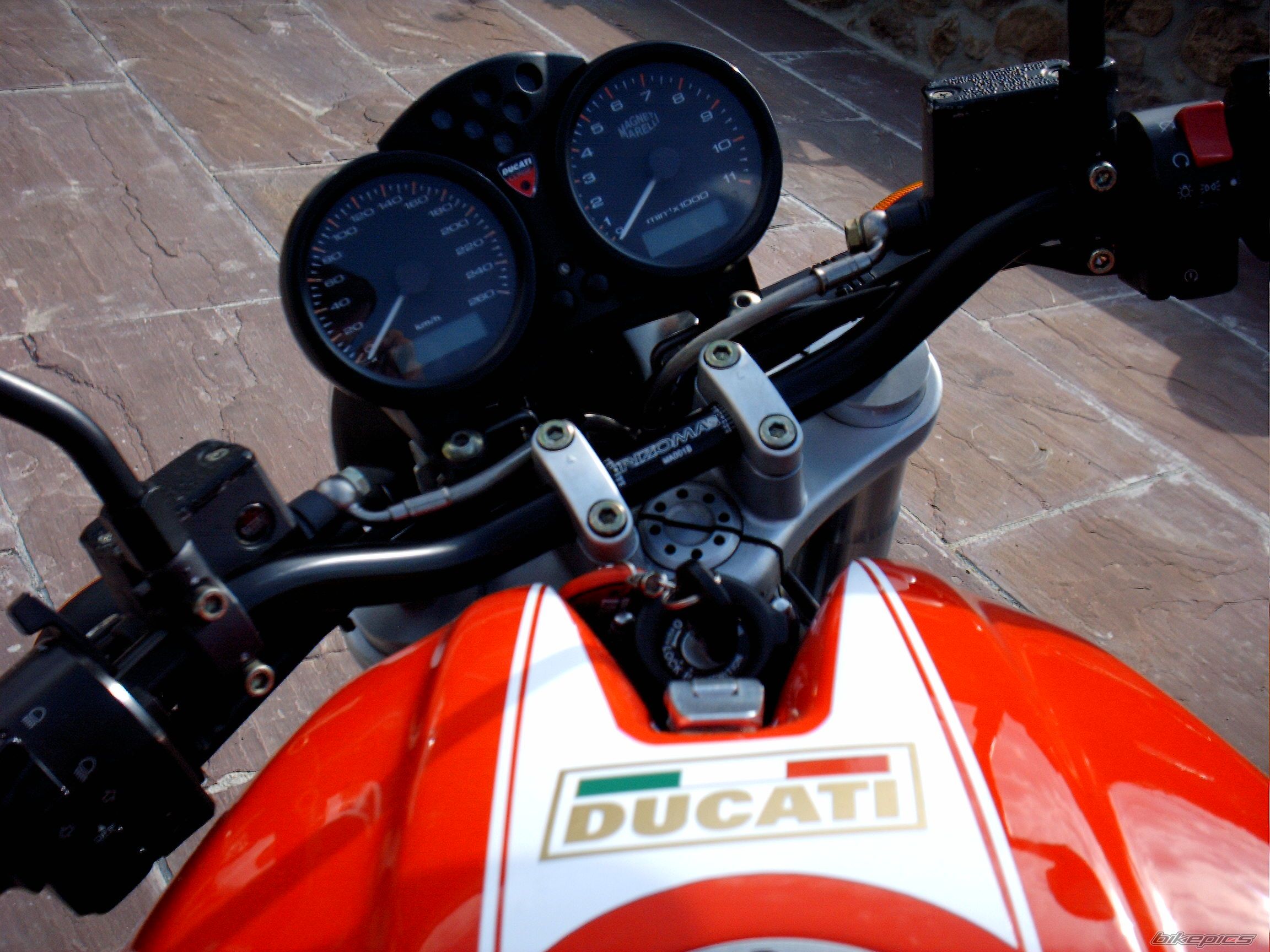 Bike Photo 2065611