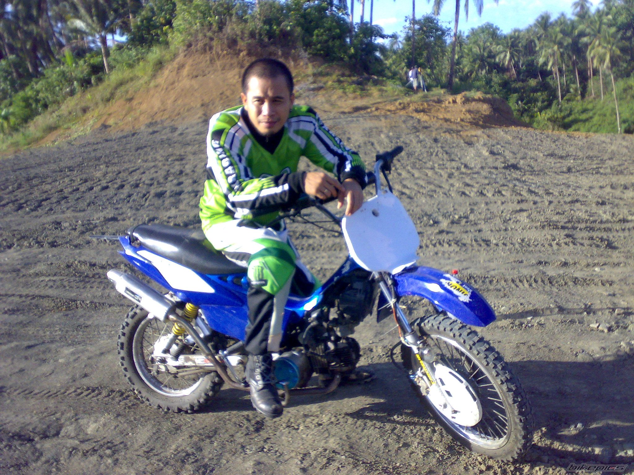 Photo 2065633