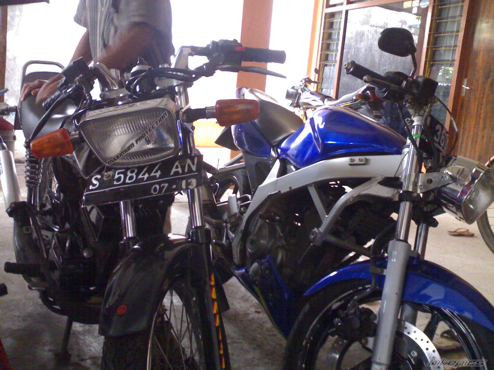 Photo 2065744