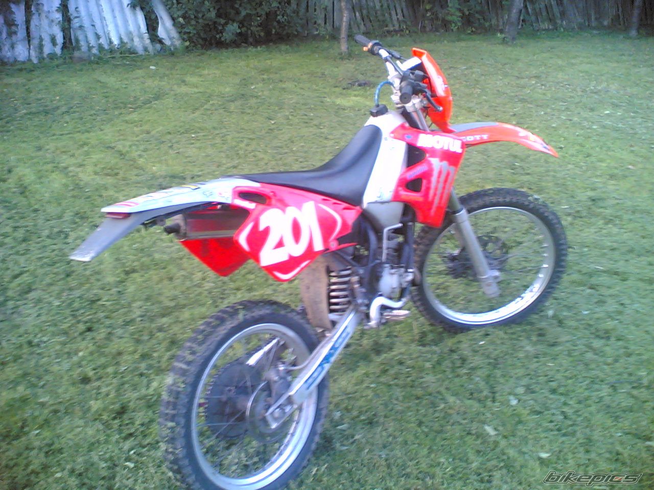 Photo 2066438