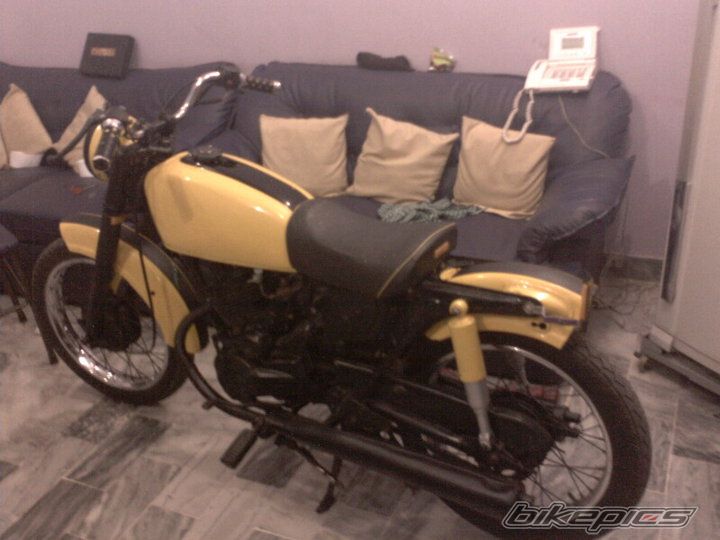 Photo 2066945
