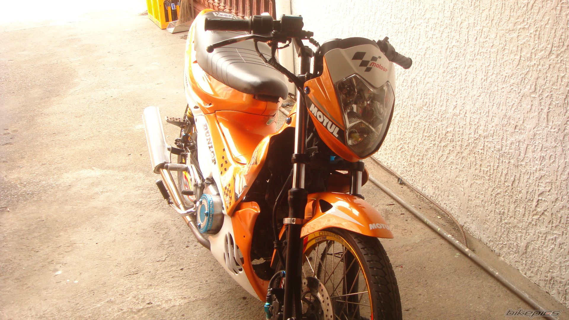 Photo 2066990