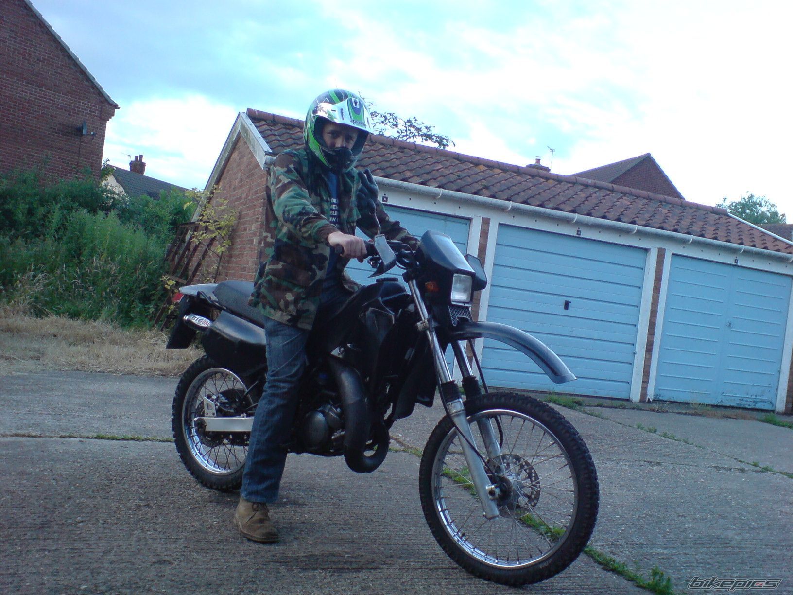 Photo 2067121
