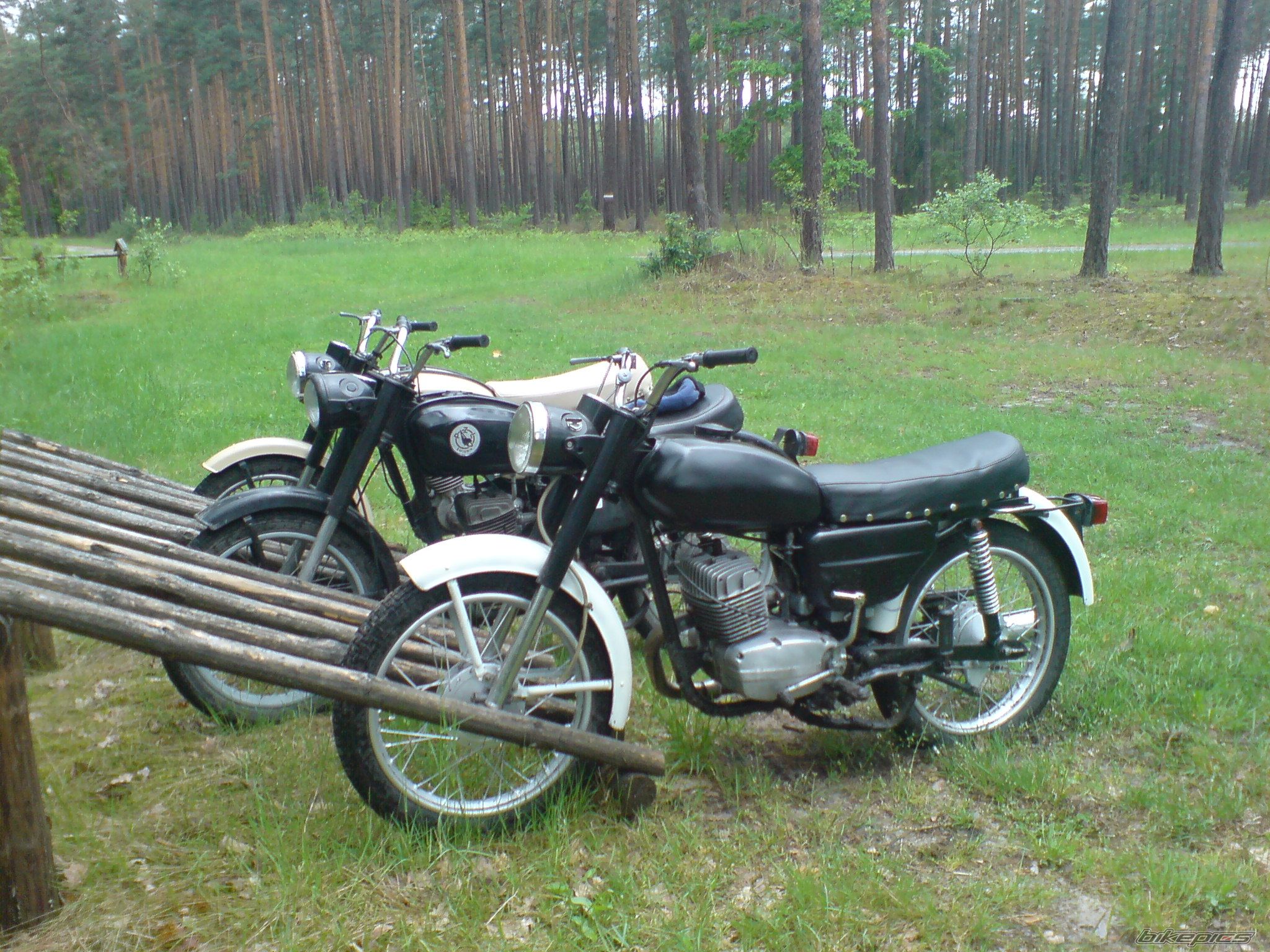 Photo 2067345