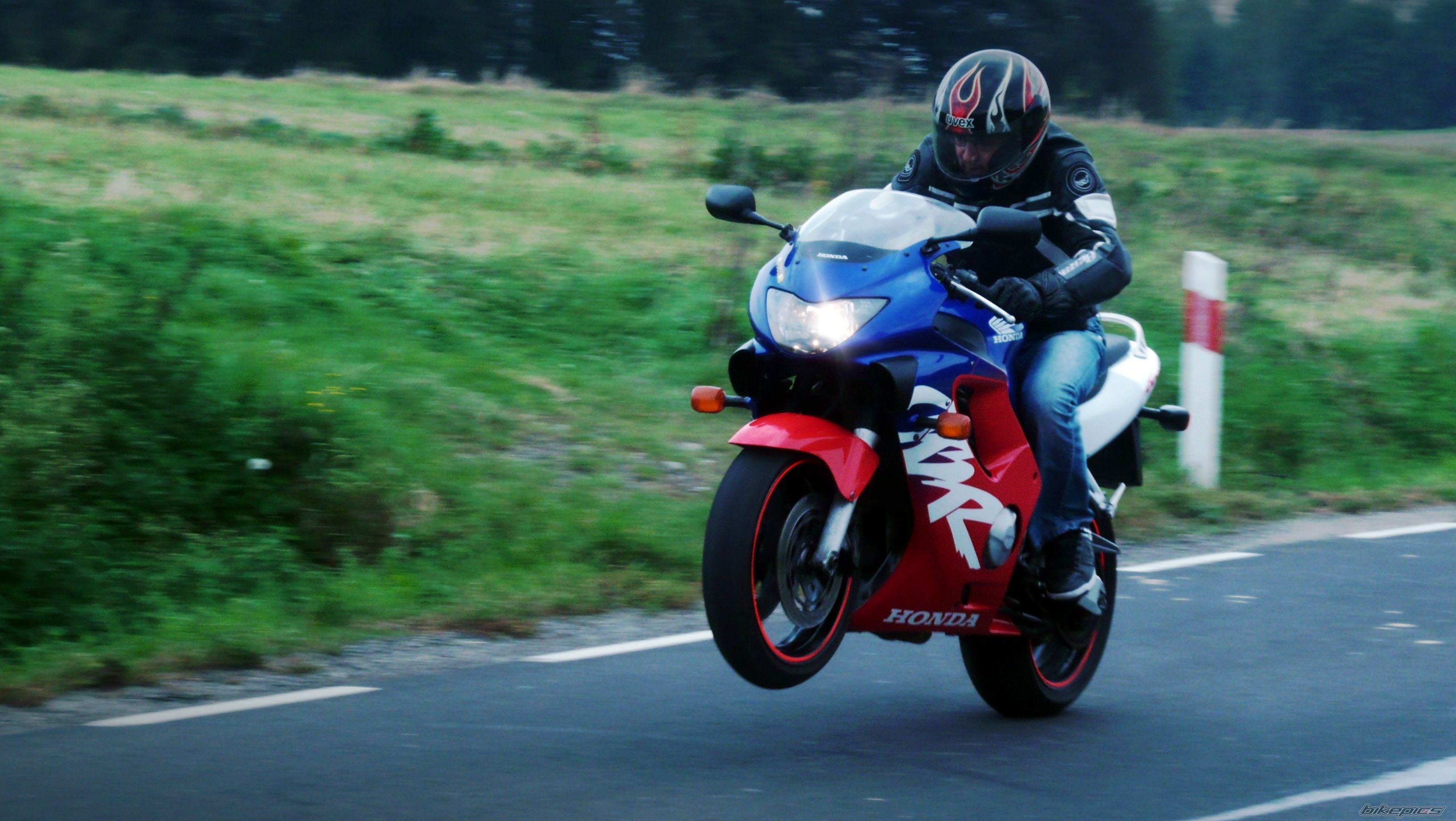 Bike Photo 2067648