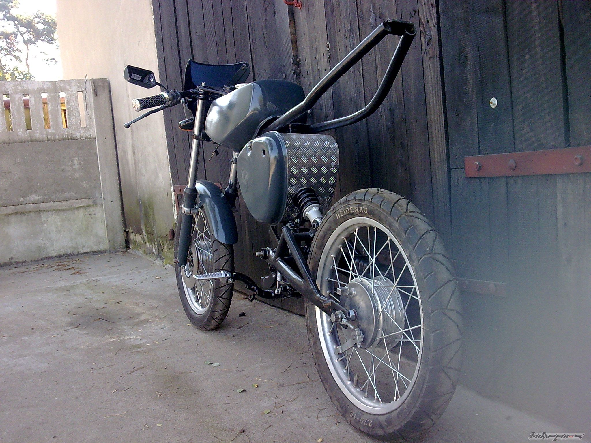 Photo 2068020