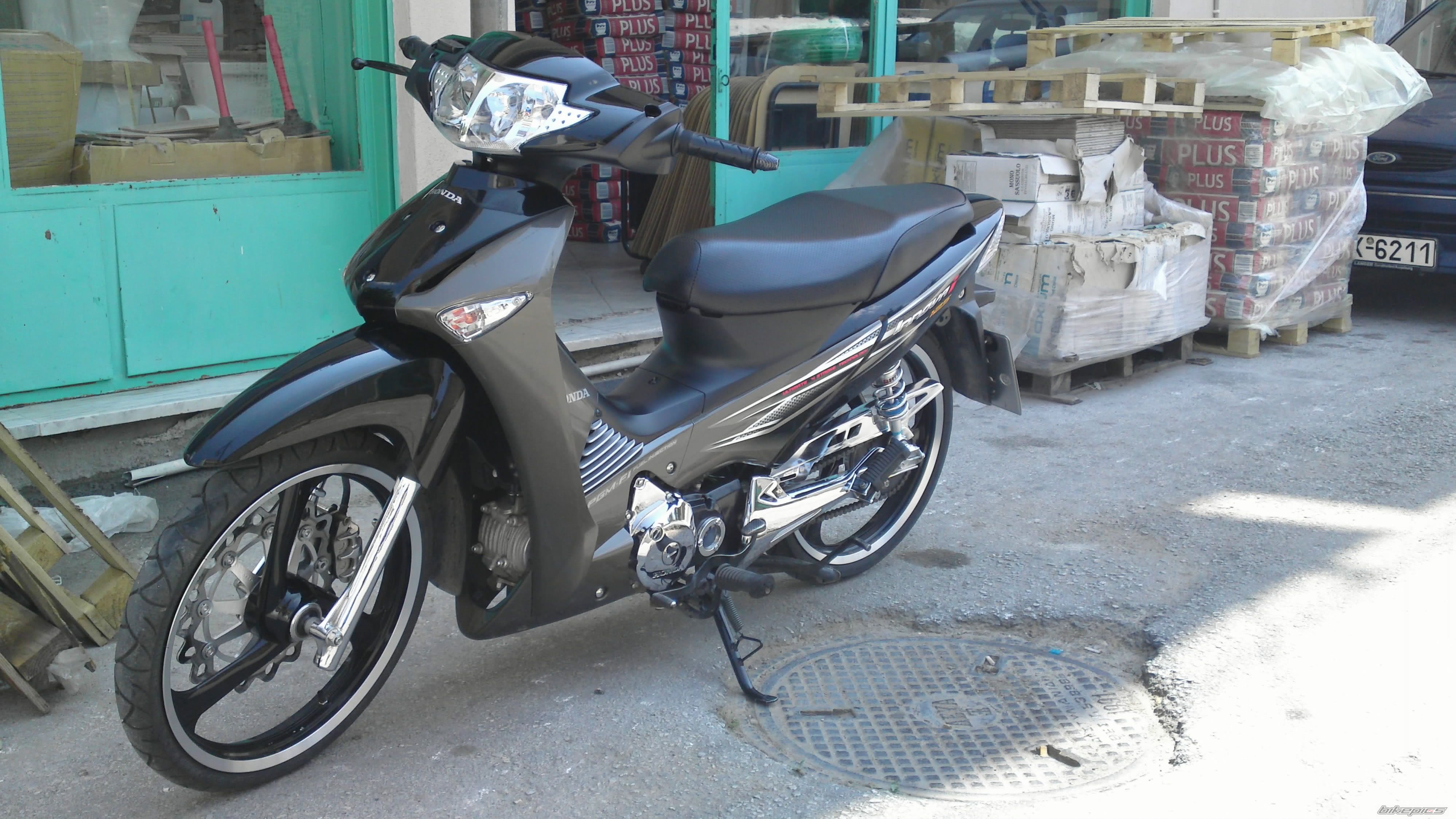 Photo 2068191