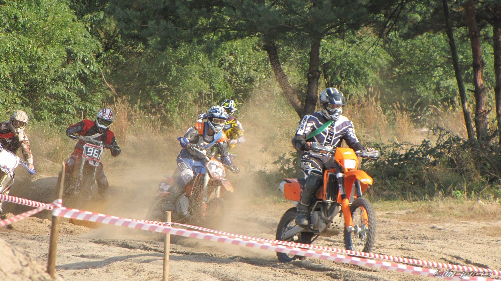 Photo 2068768