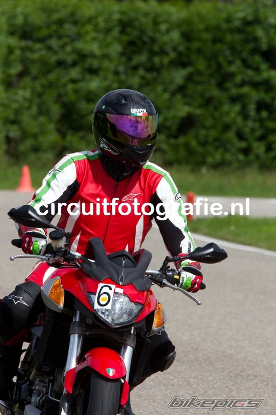 Photo 2069302