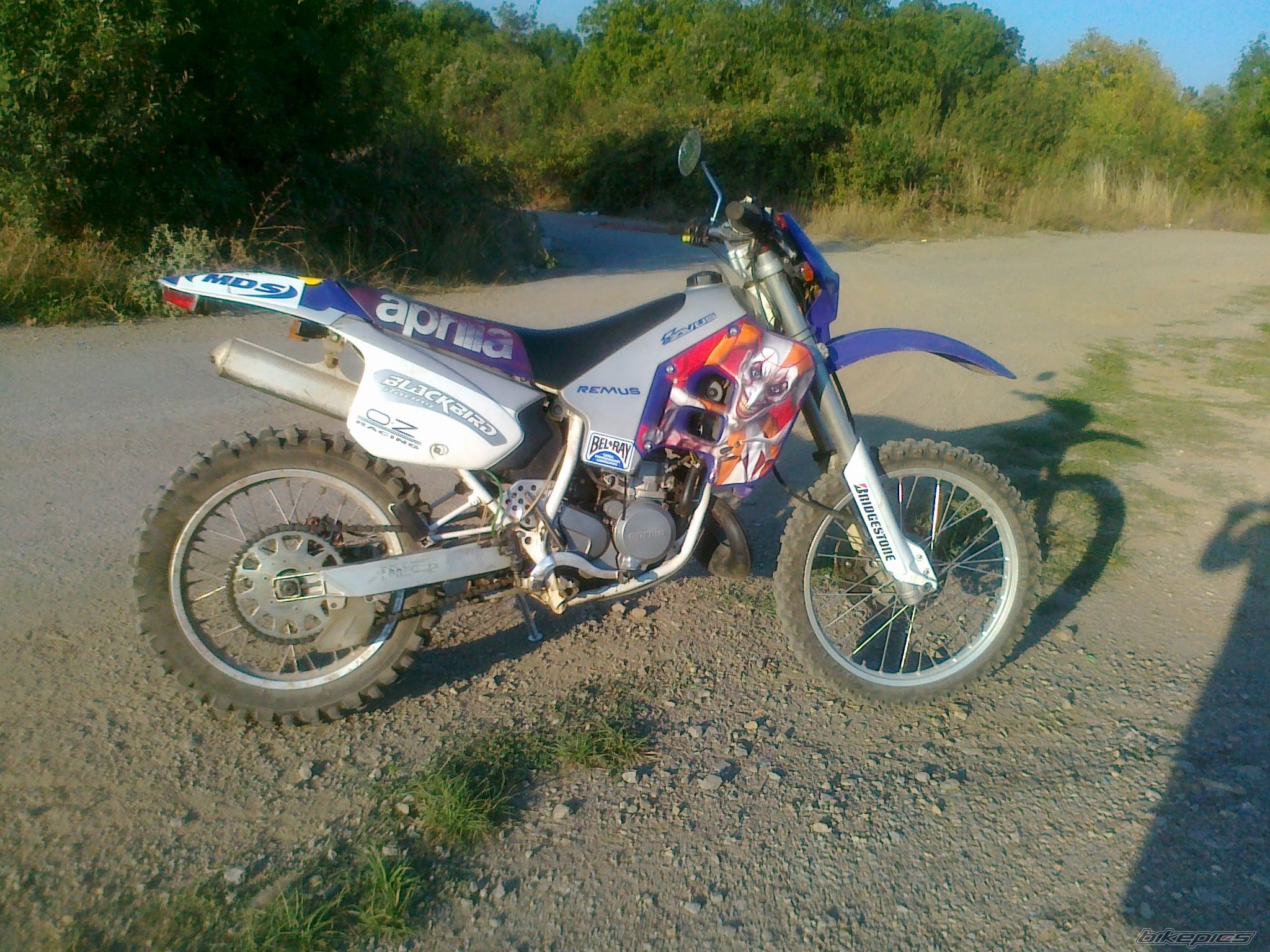 Photo 2069456