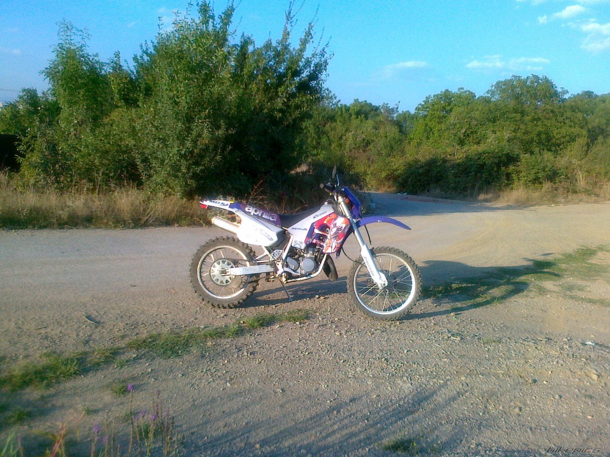 Photo 2069457