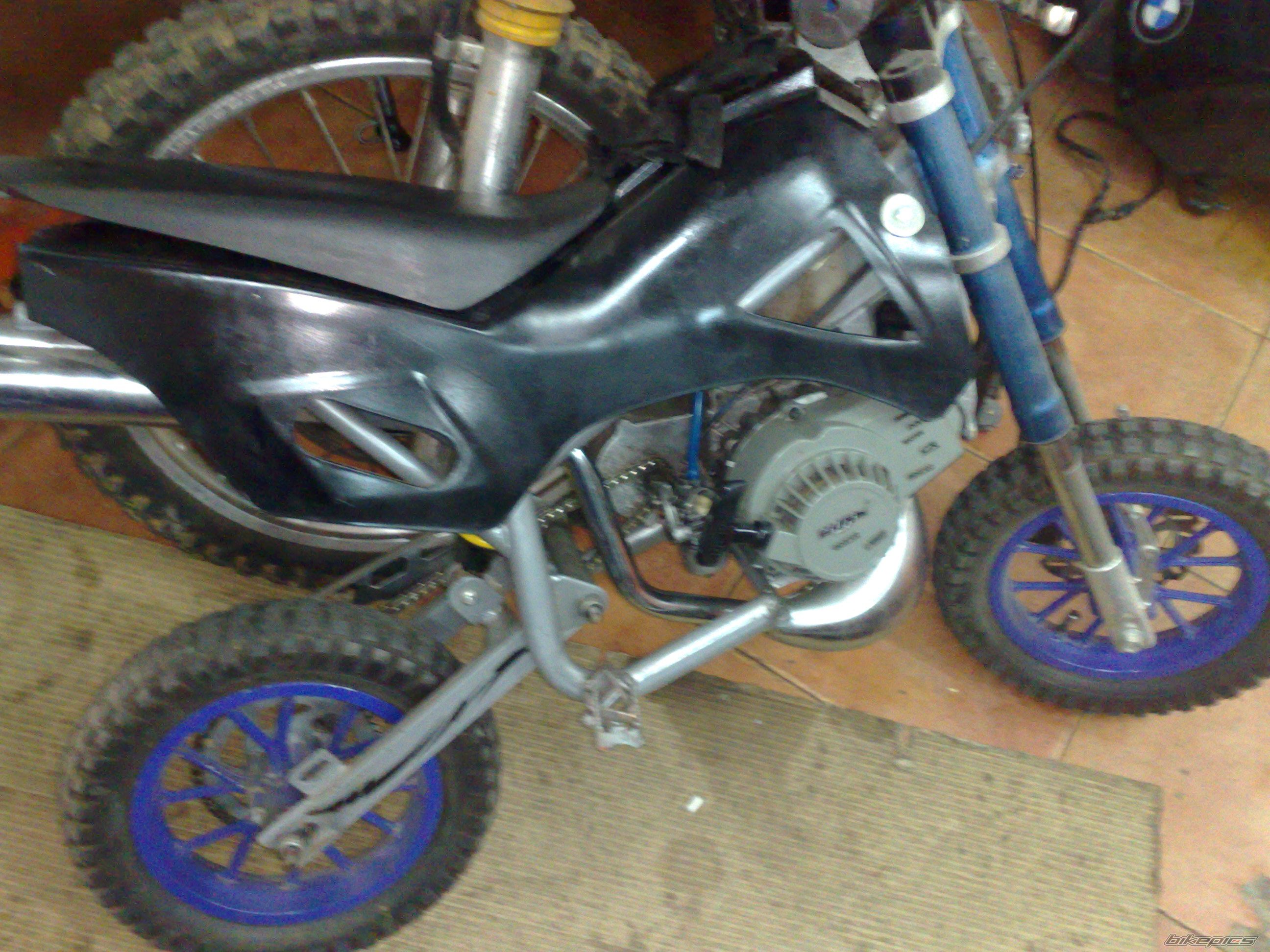 Photo 2069698