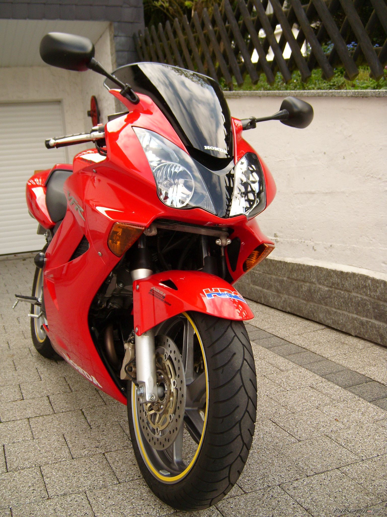Photo 2069765