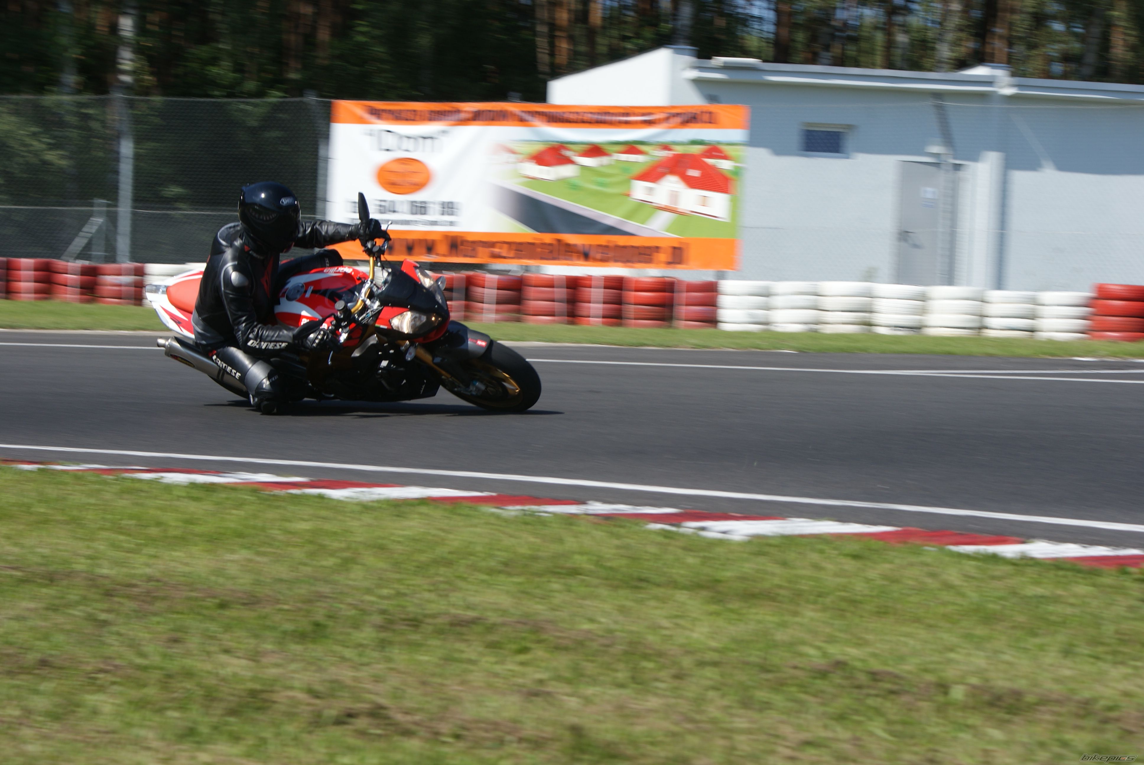 Photo 2069854