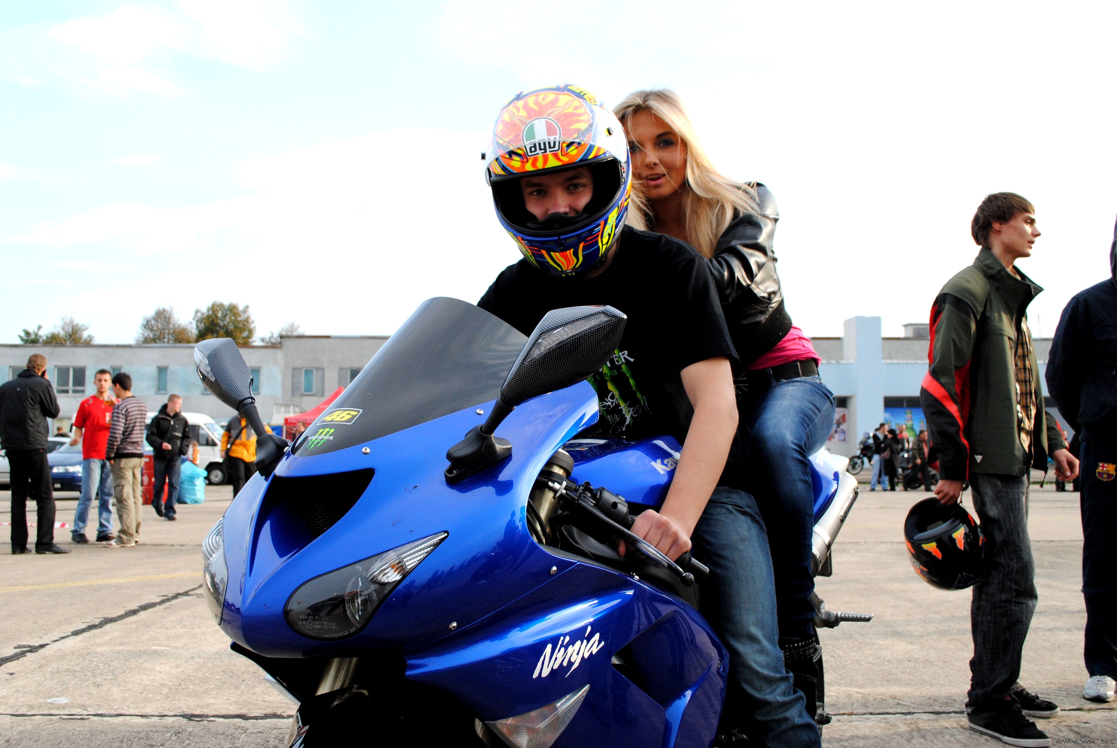 Bike Photo 2069952
