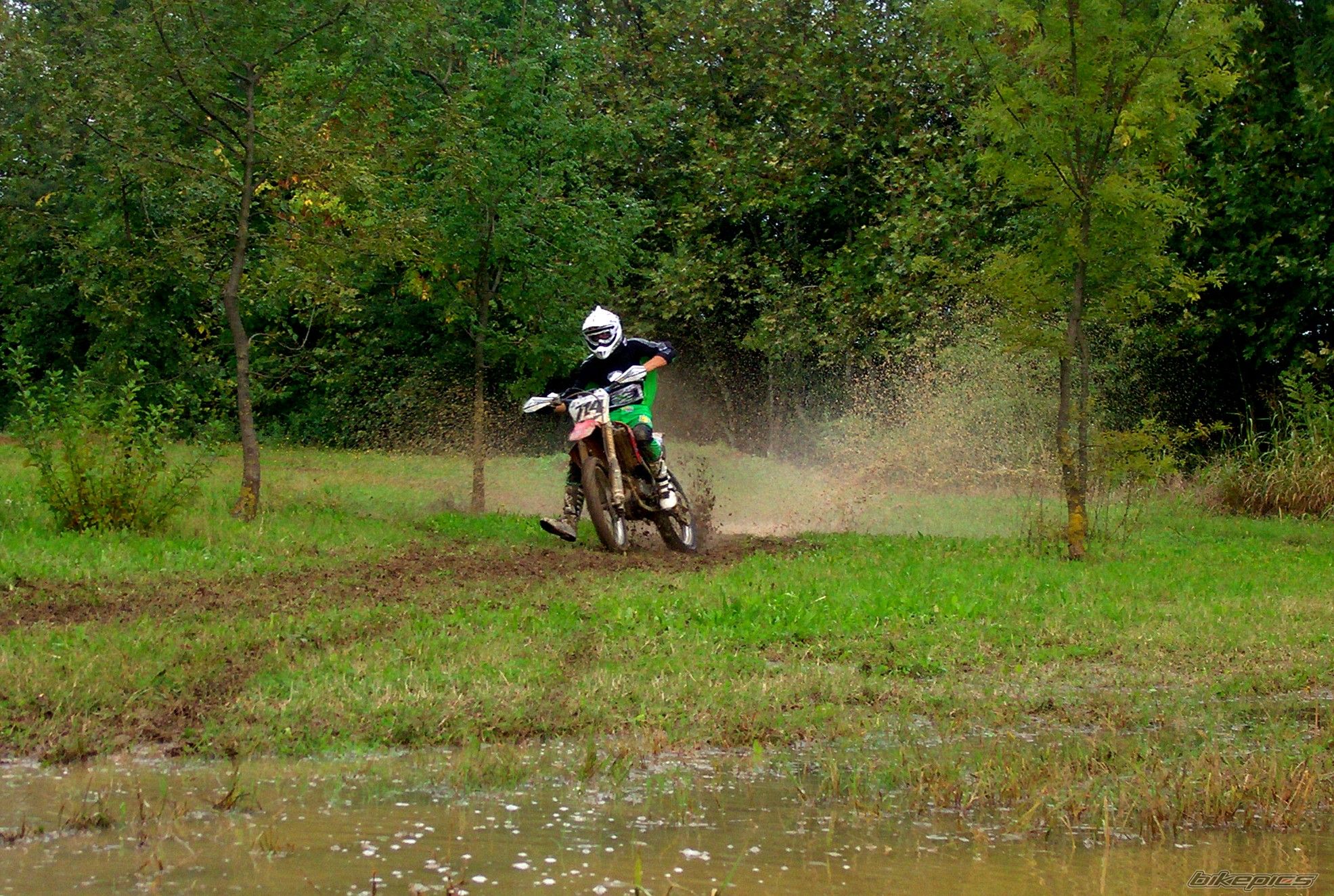 Photo 2071144