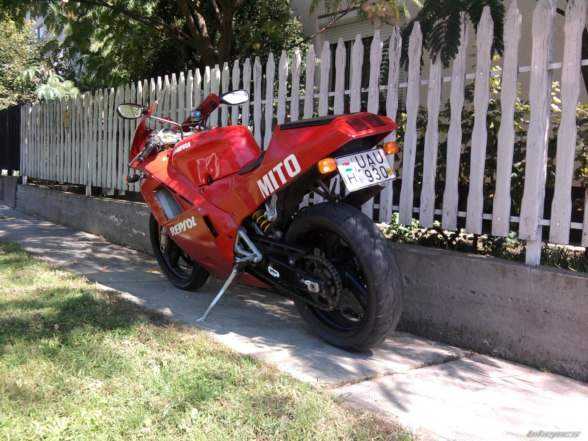 Photo 2072109