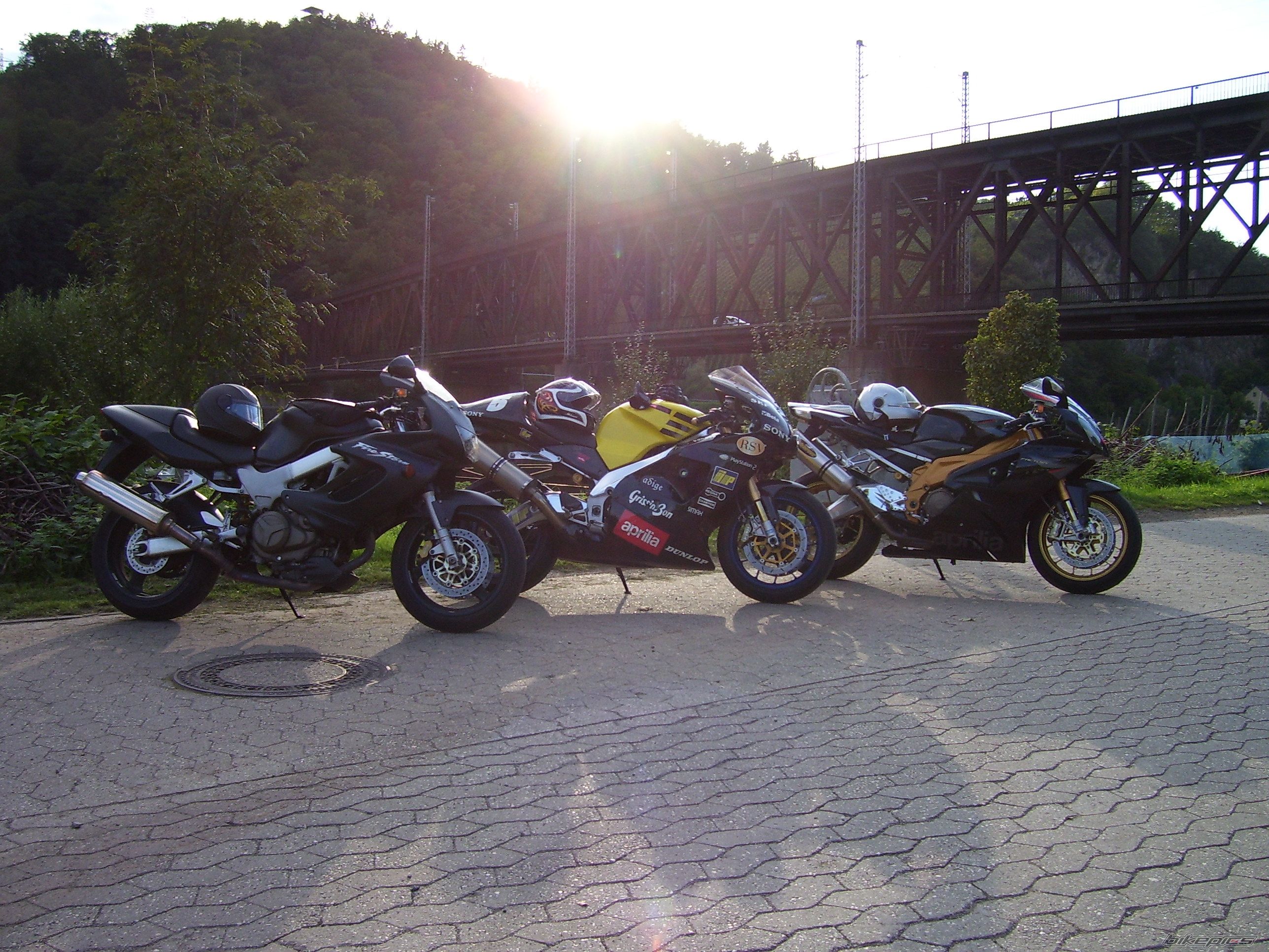 Photo 2072247
